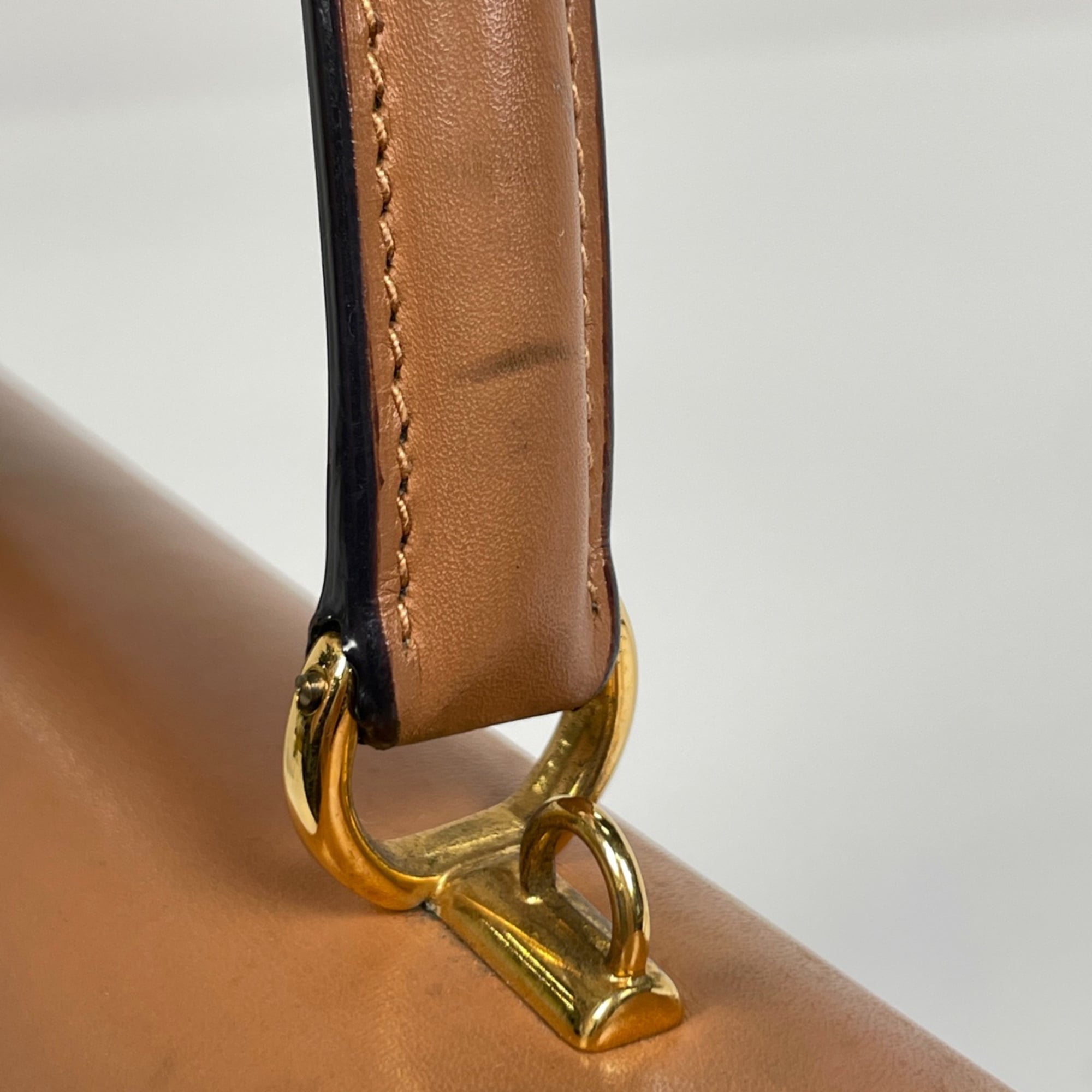 Gucci Brown Leather Handbag (Pre-Owned)