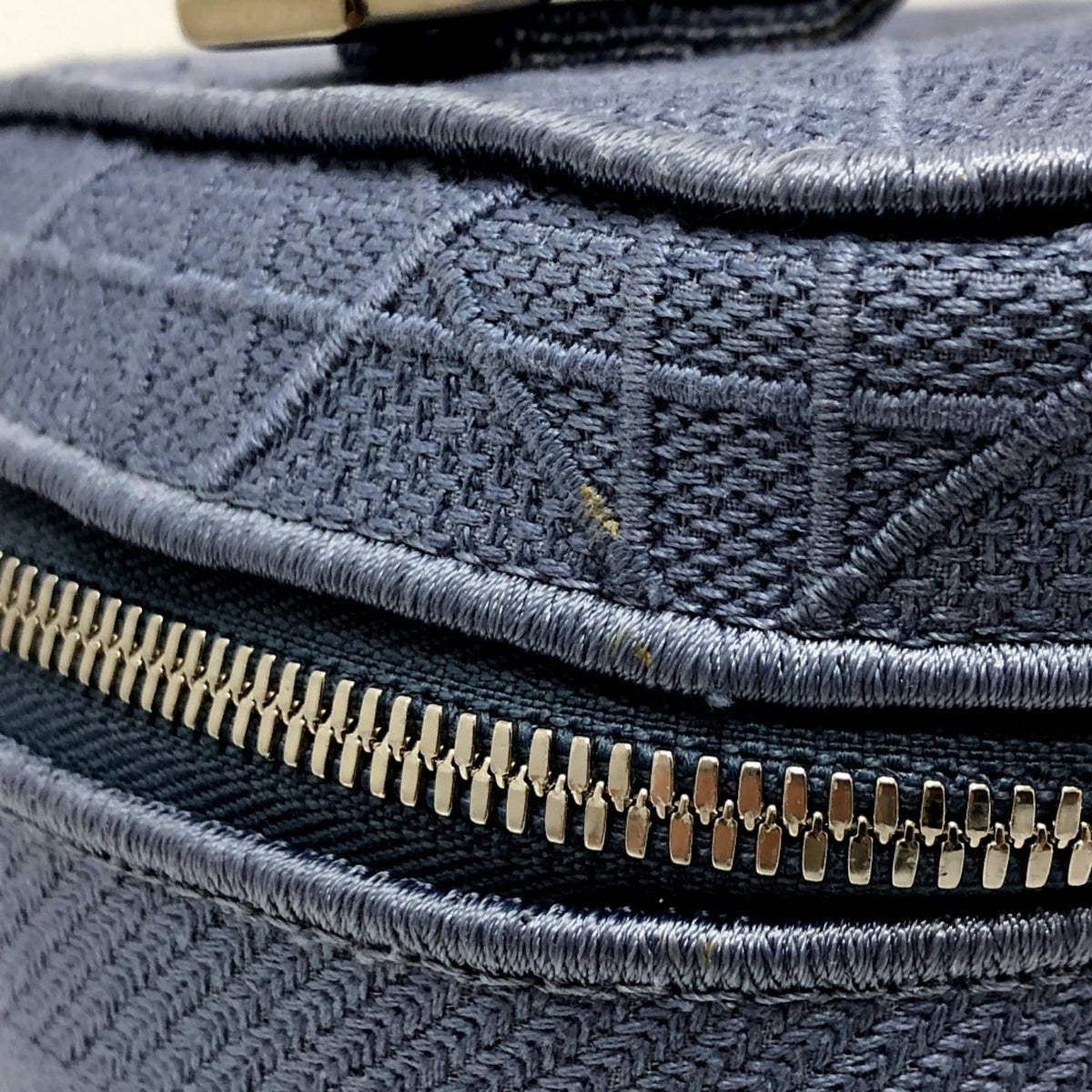 Christian Dior Blue Cloth Handbag (Pre-Owned)