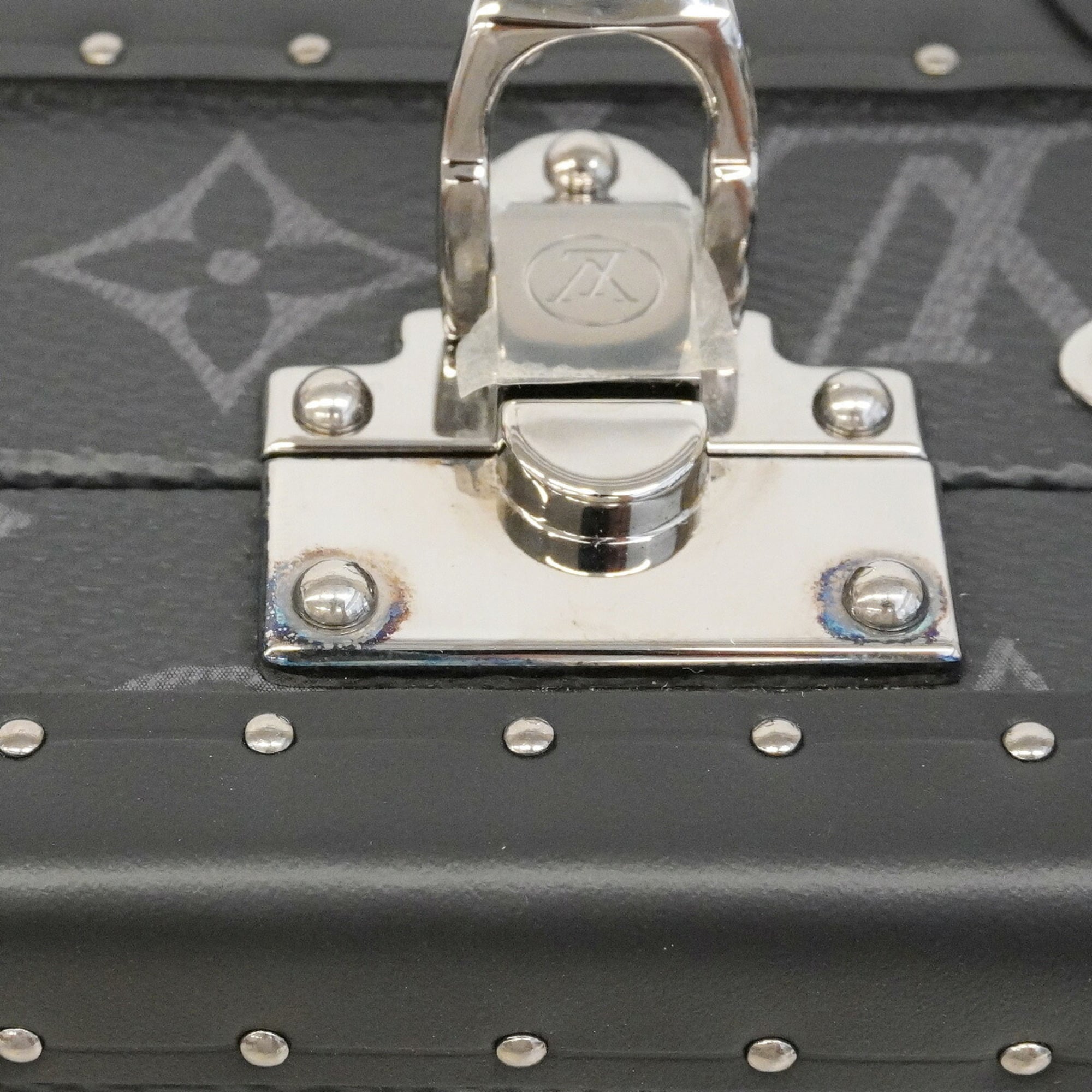 Louis Vuitton Black Shoulder Bag (Pre-Owned)
