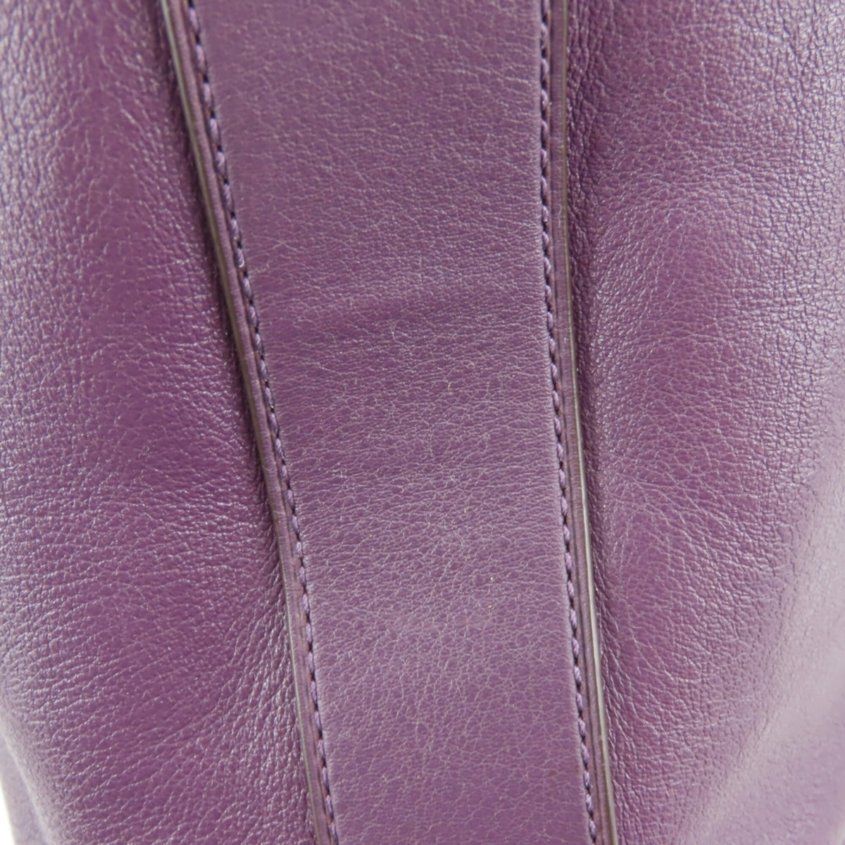 Coach Dark Purple Leather Shoulder Bag (Pre-Owned)