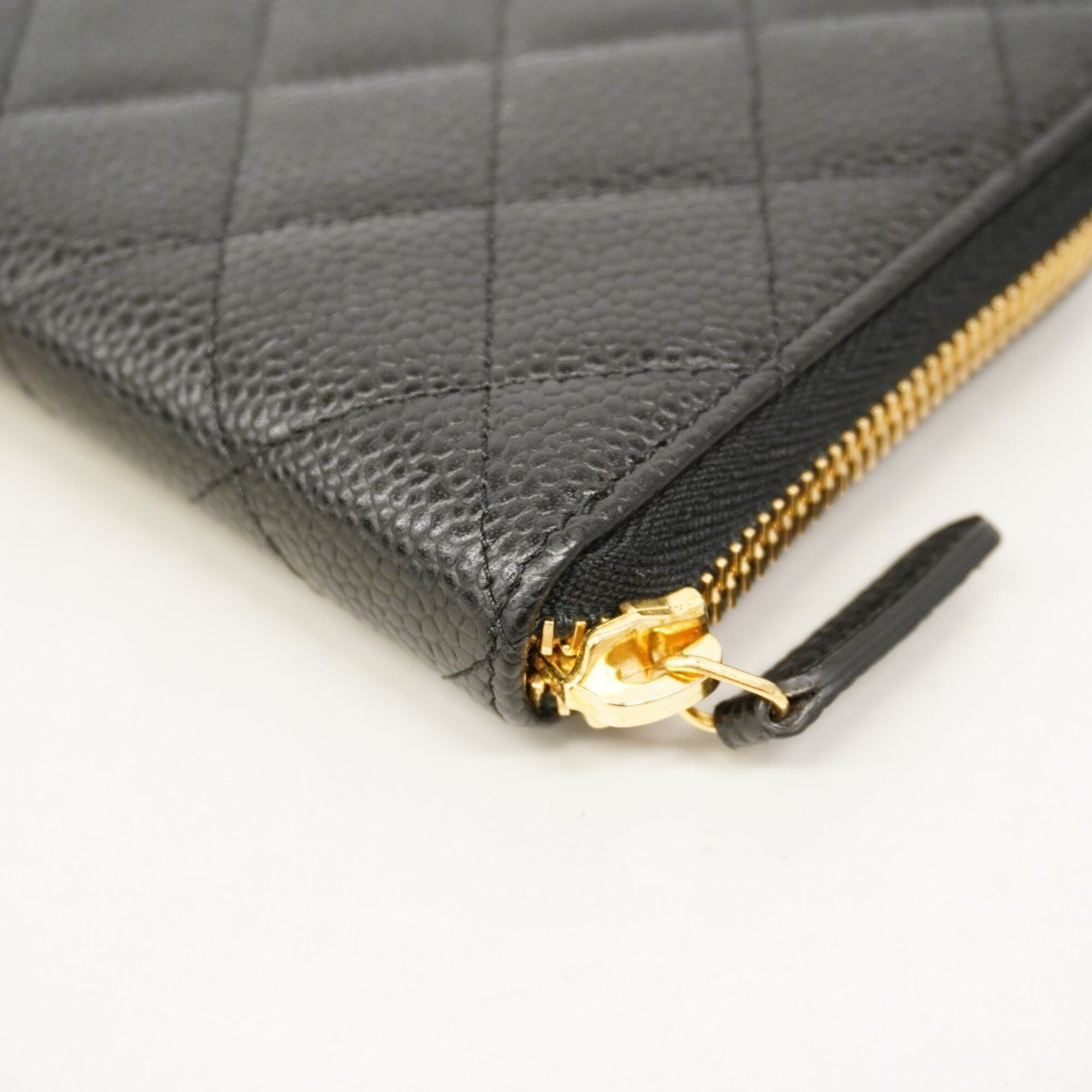 Chanel Black Grained Calfskin Long Wallet (Bi-Fold) (Pre-Owned)