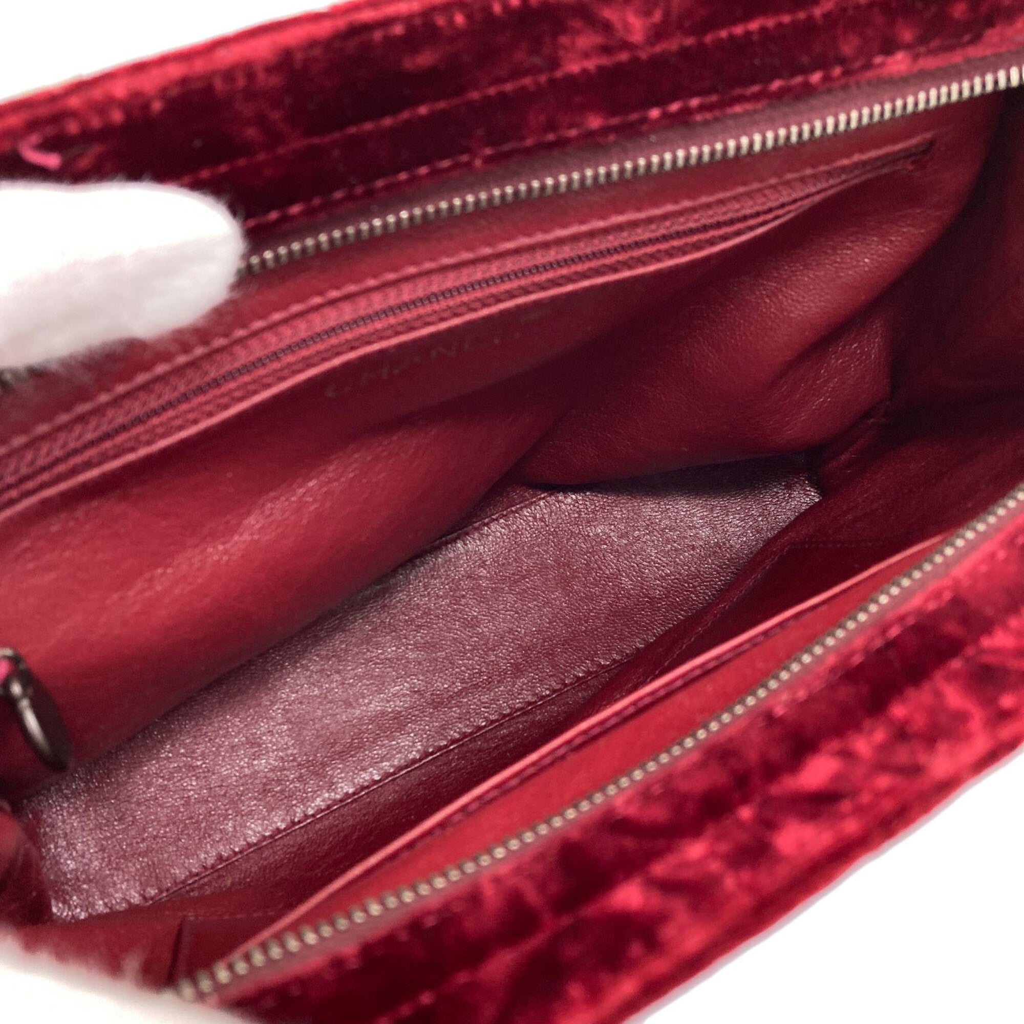 Chanel Red Color Tote Bag (Pre-Owned)