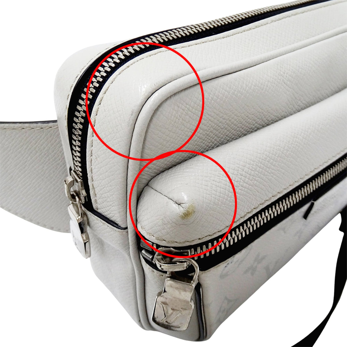 Louis Vuitton White Taigarama Handbag Sling Bag (Pre-Owned)