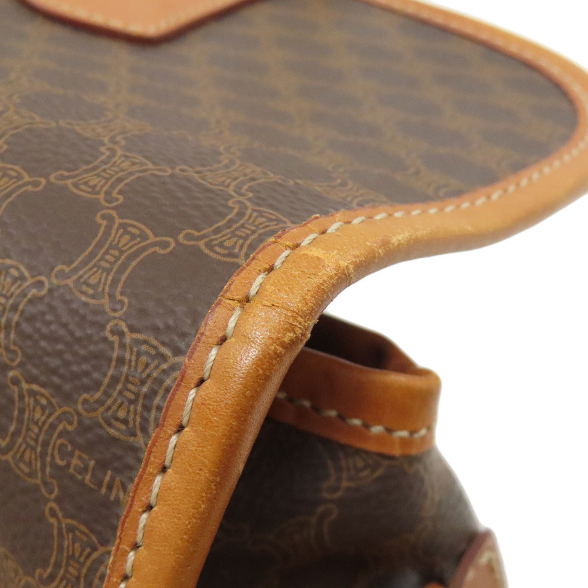 Celine Brown Leather Shoulder Bag (Pre-Owned)
