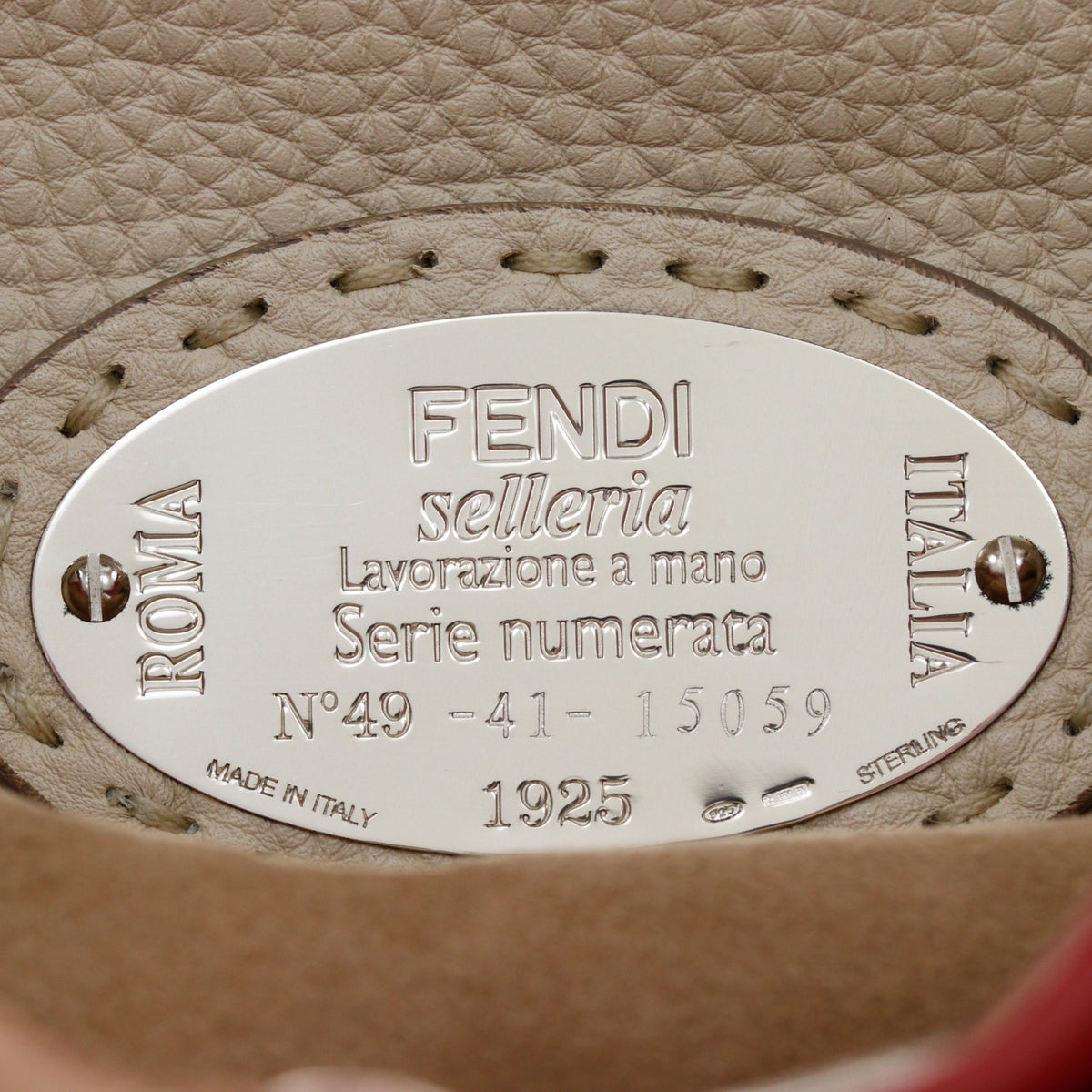 Fendi Red Color Leather Handbag (Pre-Owned)