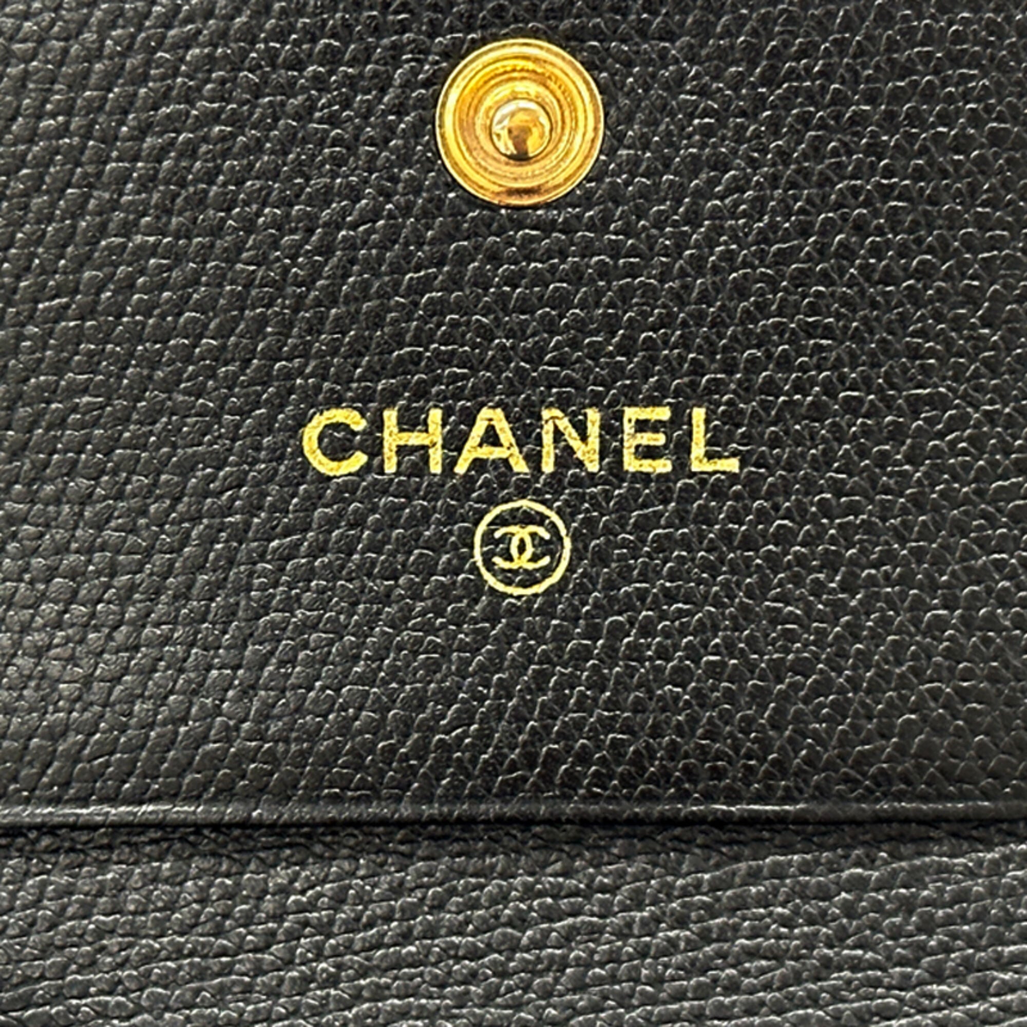 Chanel Black Leather Wallet (Bi-Fold) (Pre-Owned)
