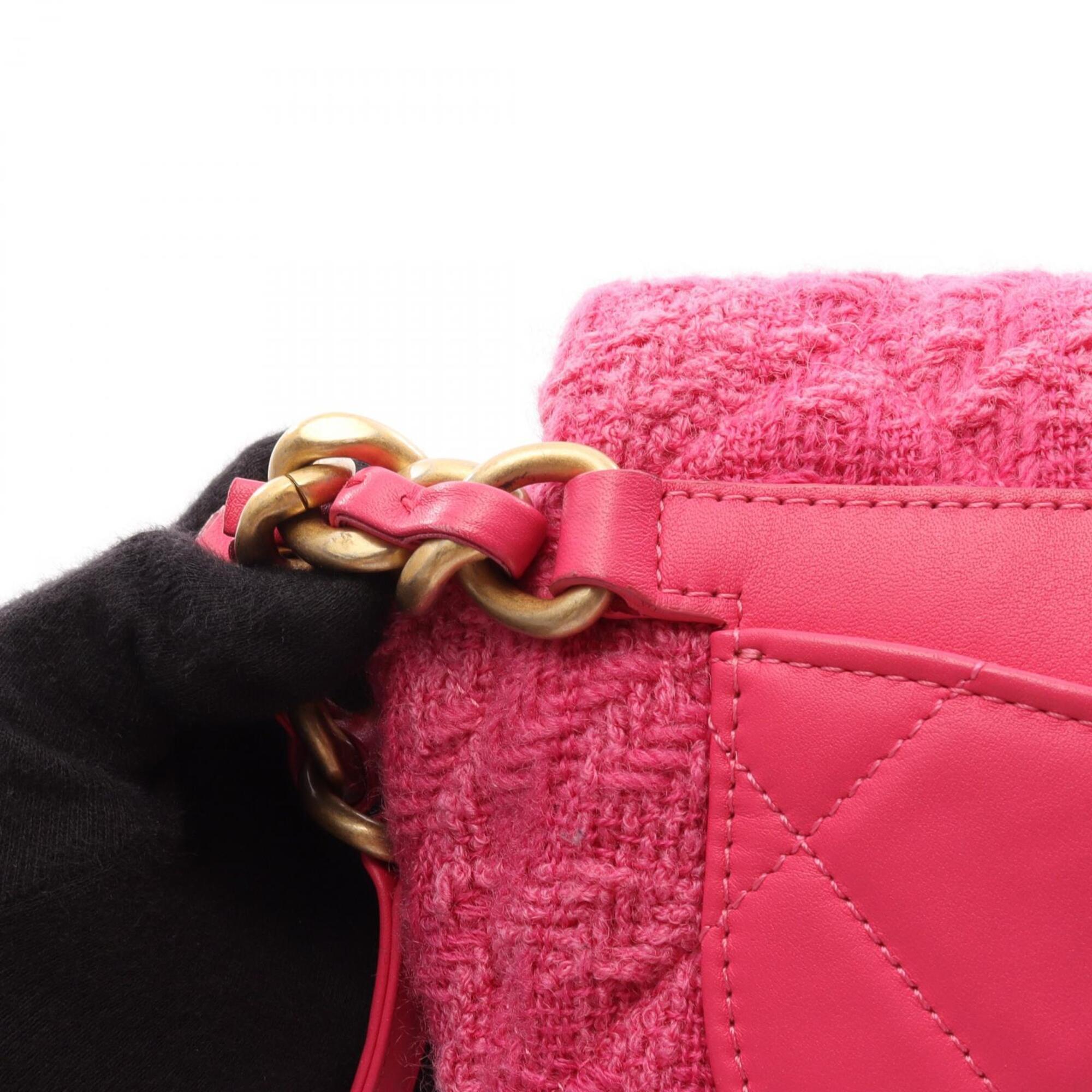 Chanel Pink Fabric Leather Fanny Pack Handbag (Pre-Owned)