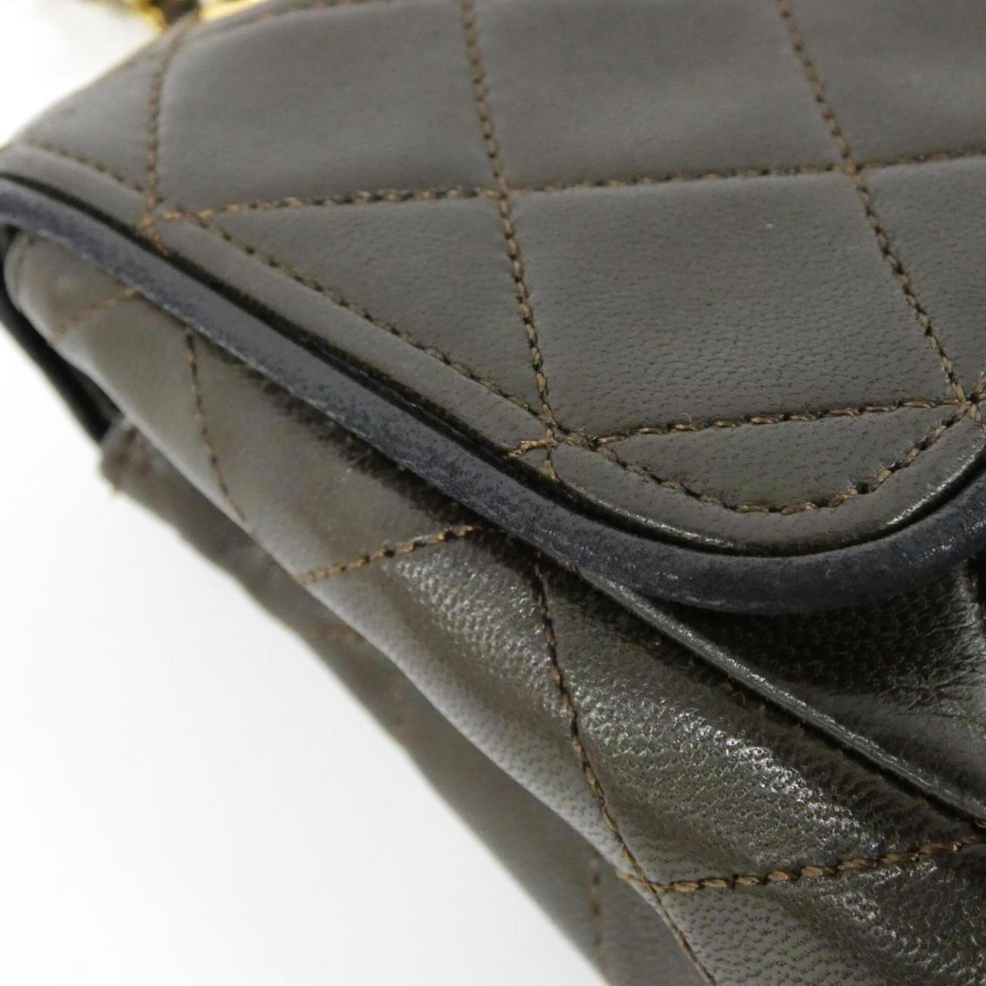 Chanel Black Brown Leather Shoulder Bag (Pre-Owned)