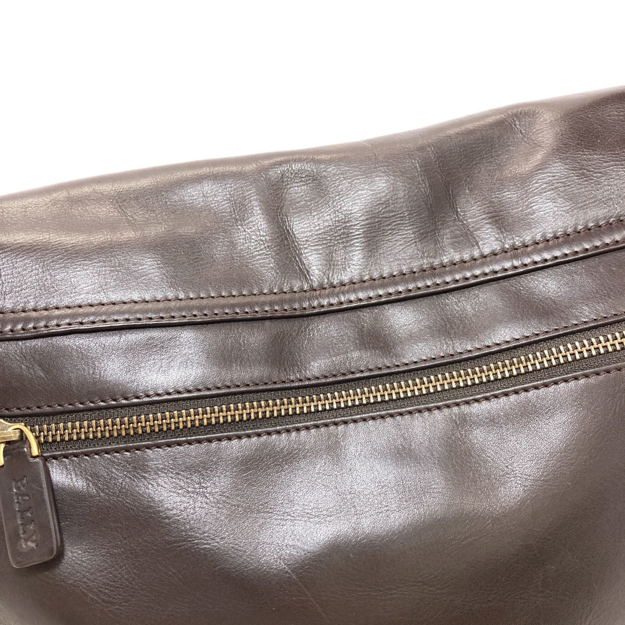 Bally Brown Leather Shoulder Bag (Pre-Owned)