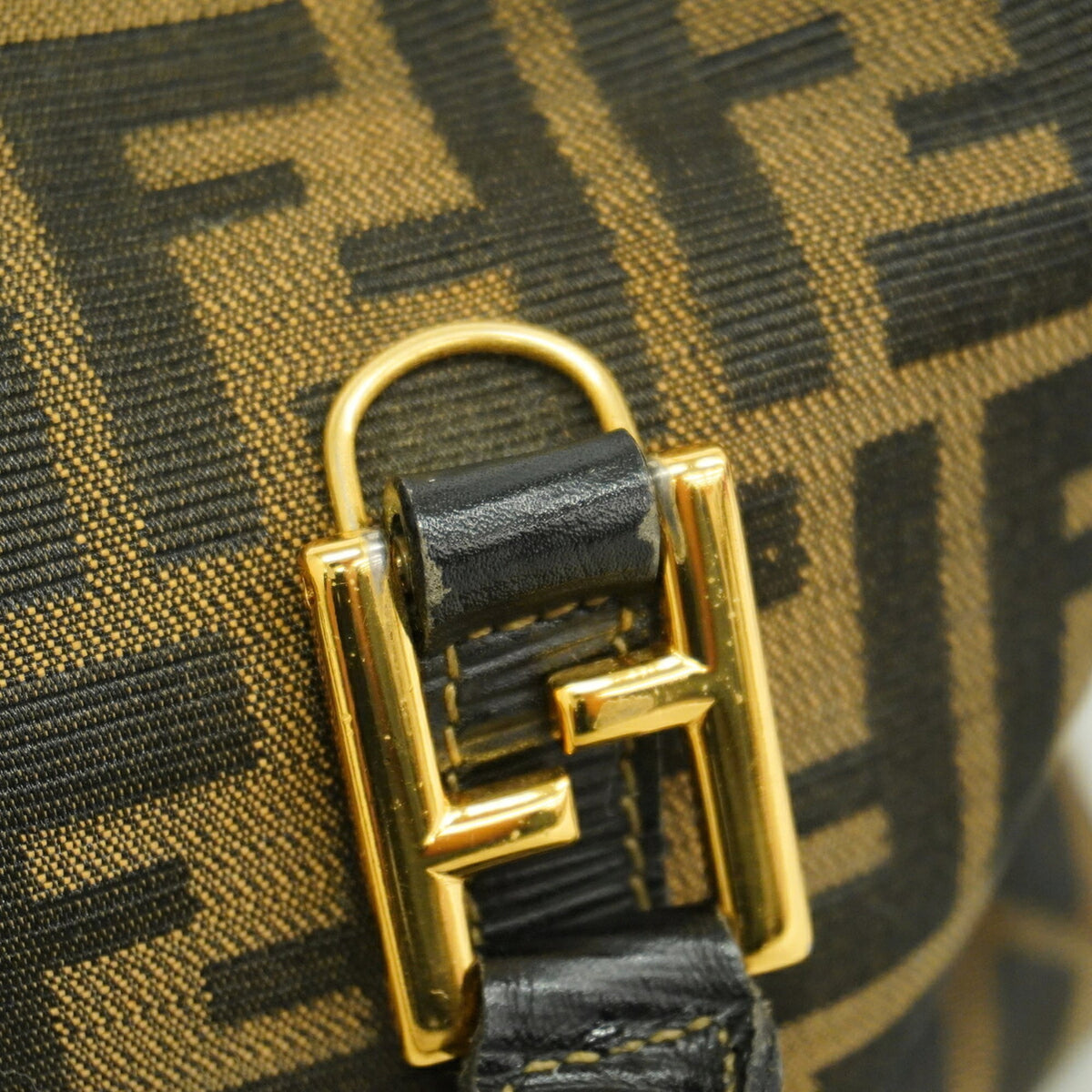 Fendi Brown Canvas Handbag (Pre-Owned)
