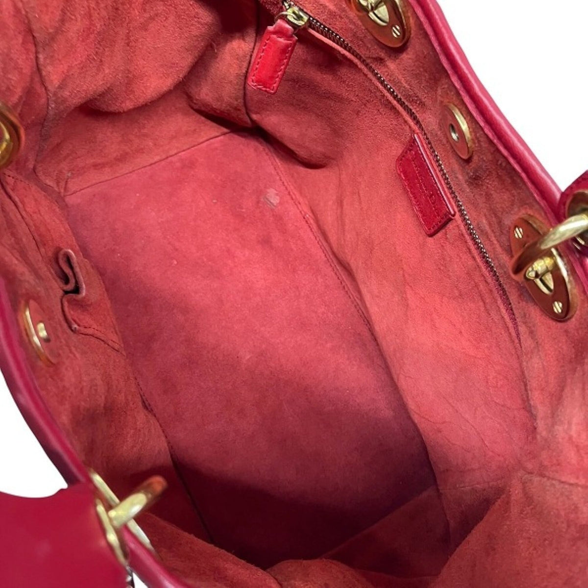 Christian Dior Red Color Leather Handbag (Pre-Owned)