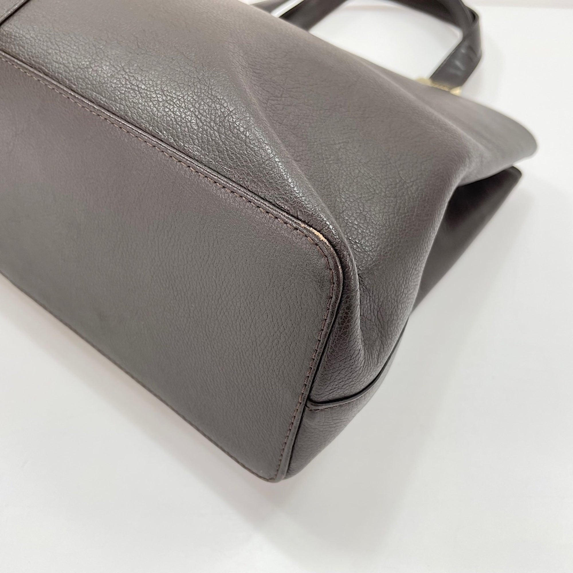 Burberry Brown Handbag (Pre-Owned)