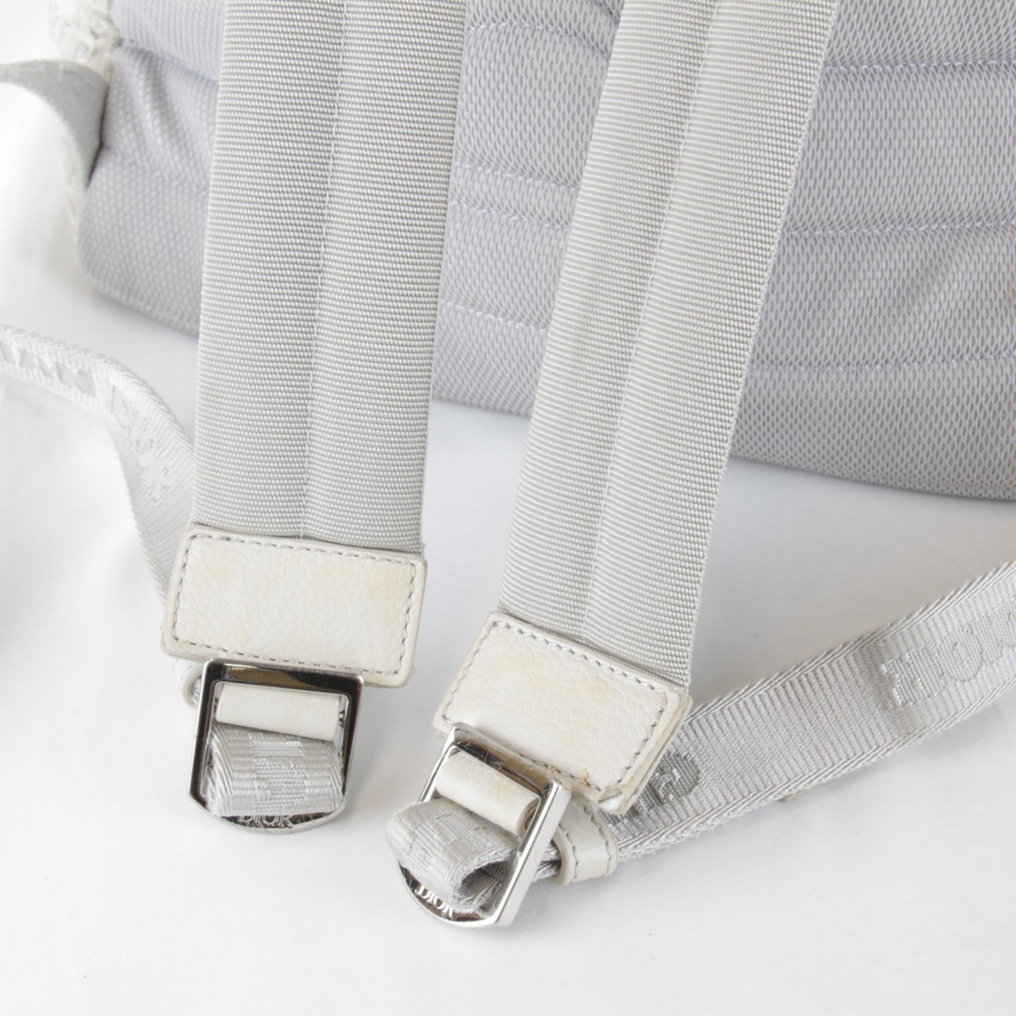 Christian Dior White Canvas Leather Backpack (Pre-Owned)
