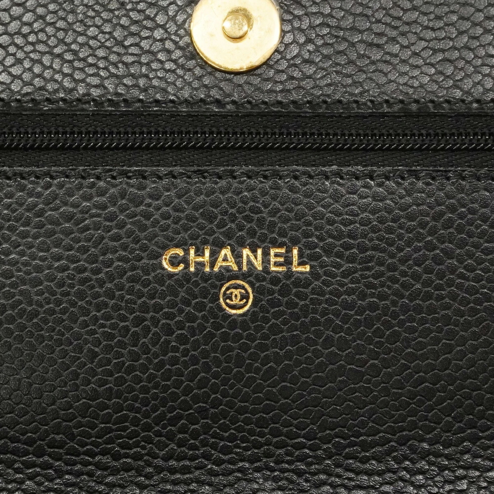 Chanel Black Grained Calfskin Chain/Shoulder Wallet (Pre-Owned)