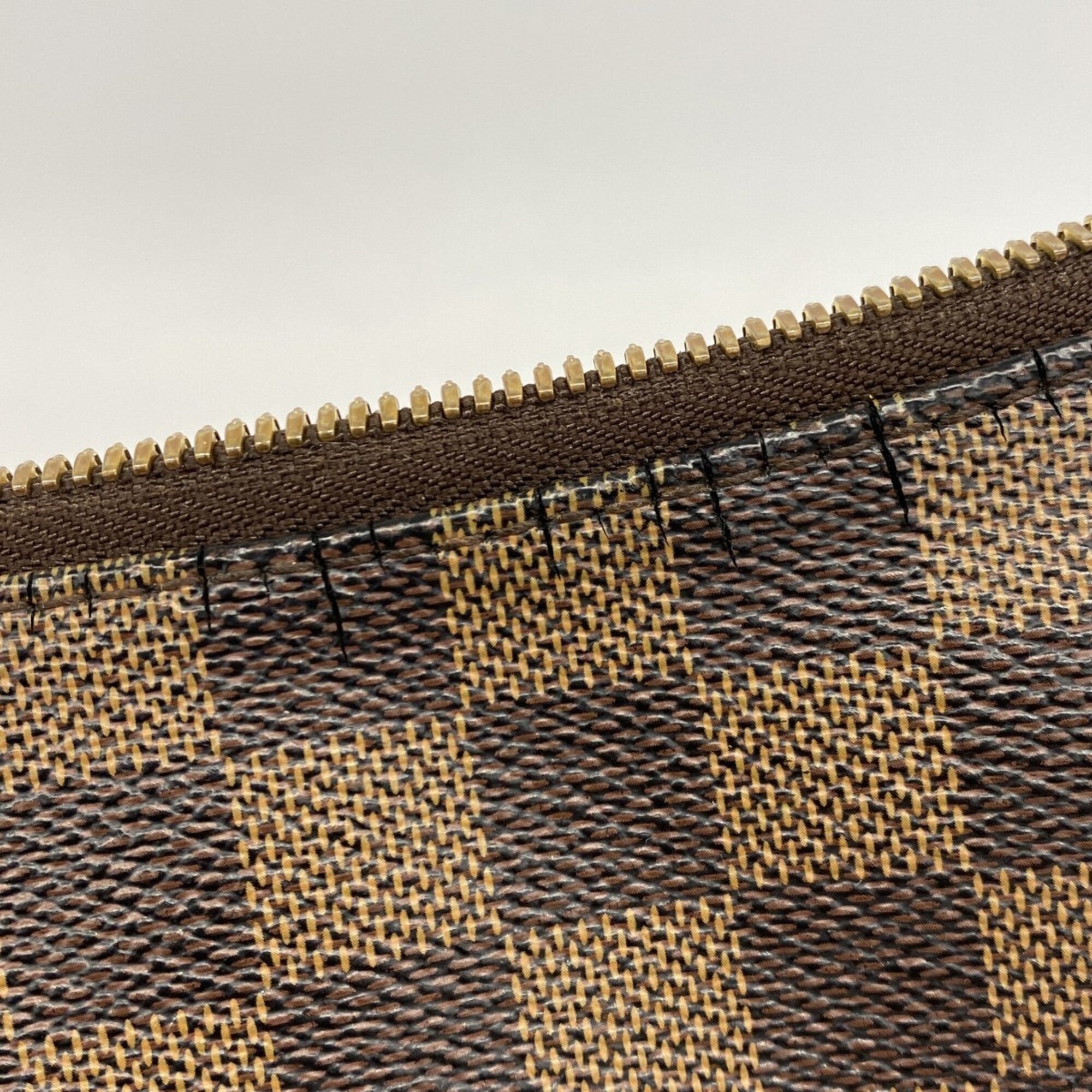 Louis Vuitton Ebene Shoulder Bag (Pre-Owned)