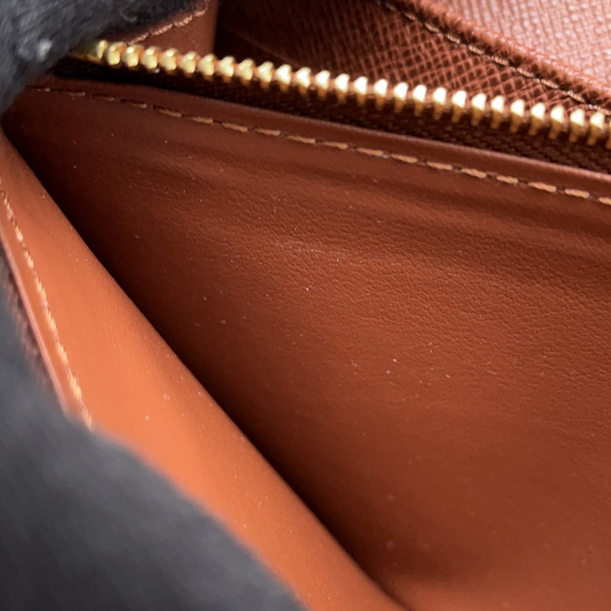 Louis Vuitton Monogram Brown Monogram Long Wallet (Bi-Fold) (Pre-Owned)