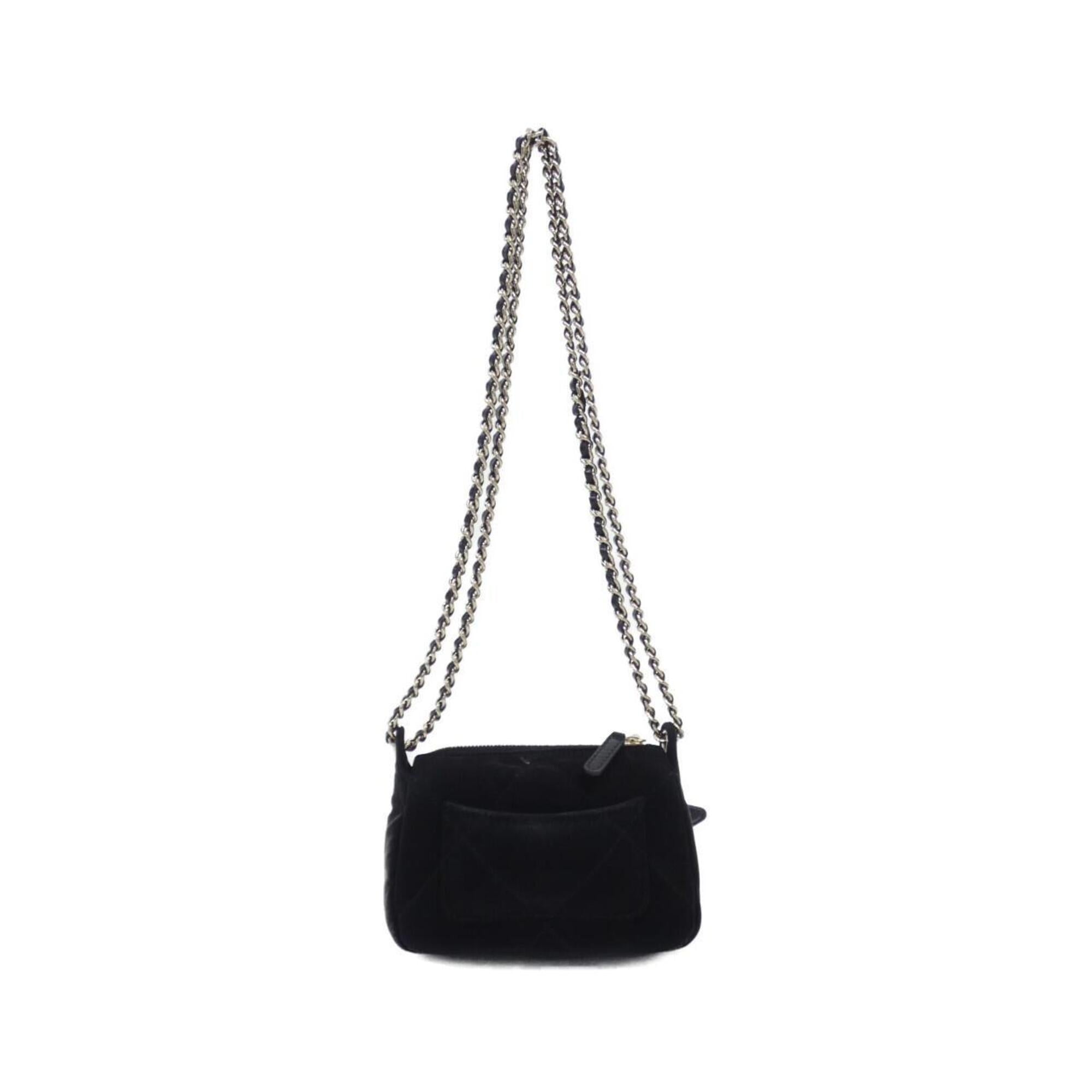 Chanel Black Handbag Shoulder Bag (Pre-Owned)