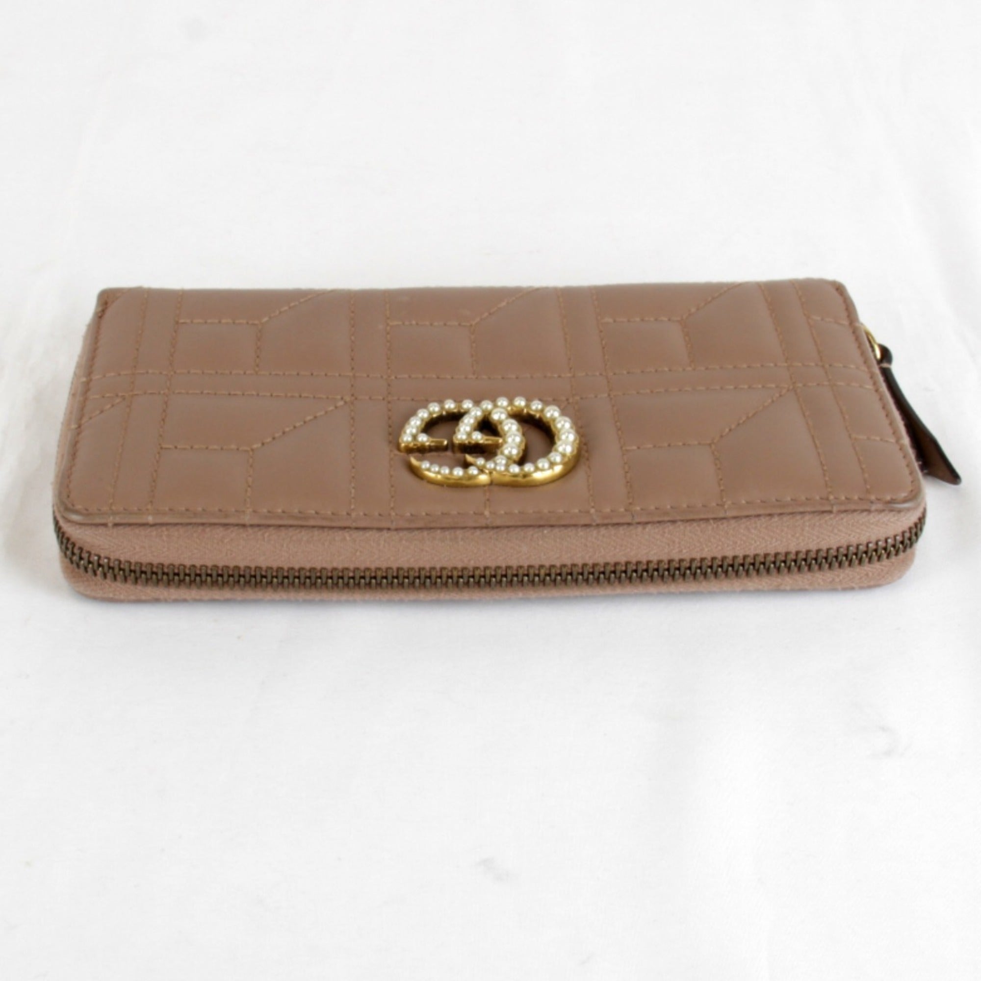 Gucci Brown Leather Long Wallet (Bi-Fold) (Pre-Owned)