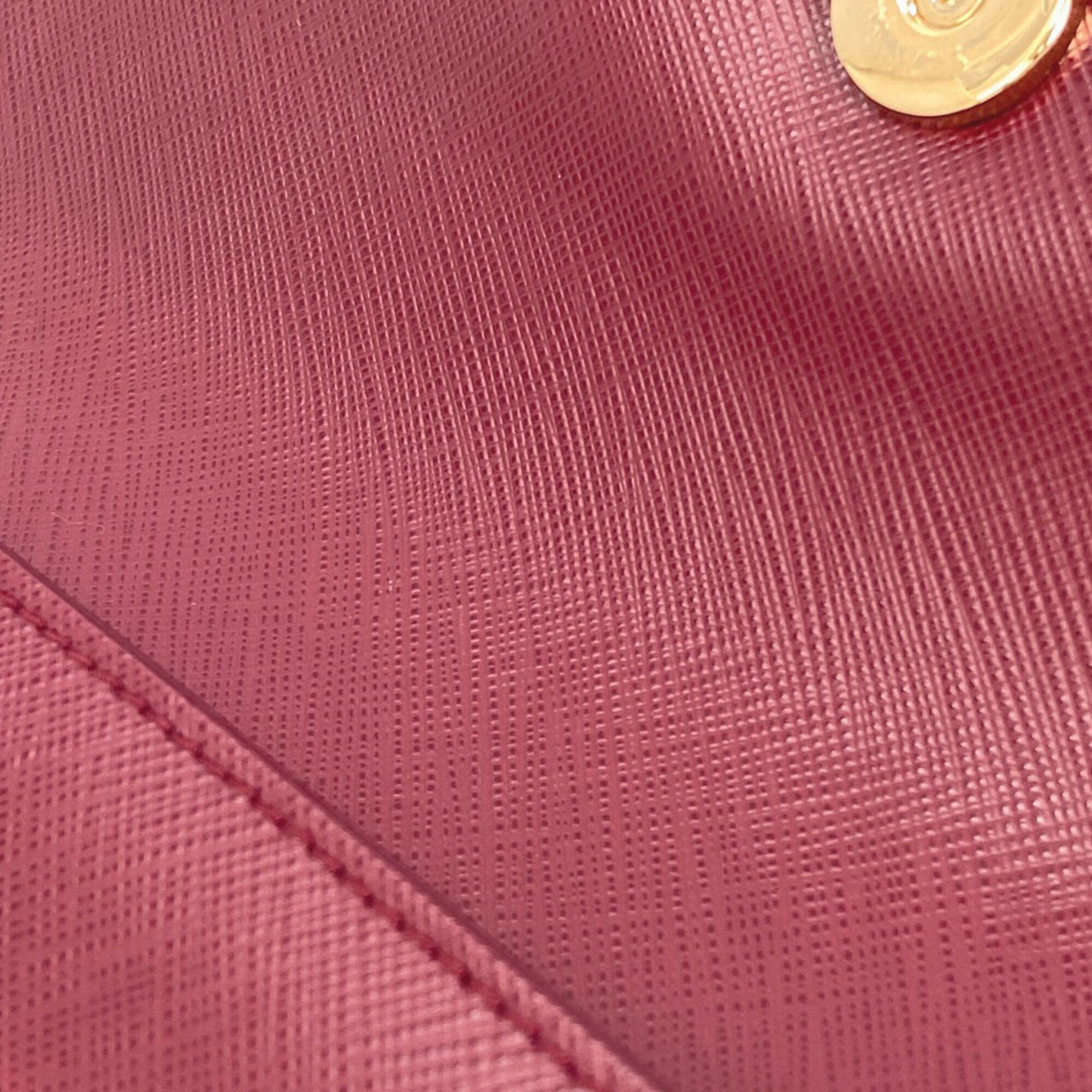 Salvatore Ferragamo Red Color Leather Shoulder Bag (Pre-Owned)