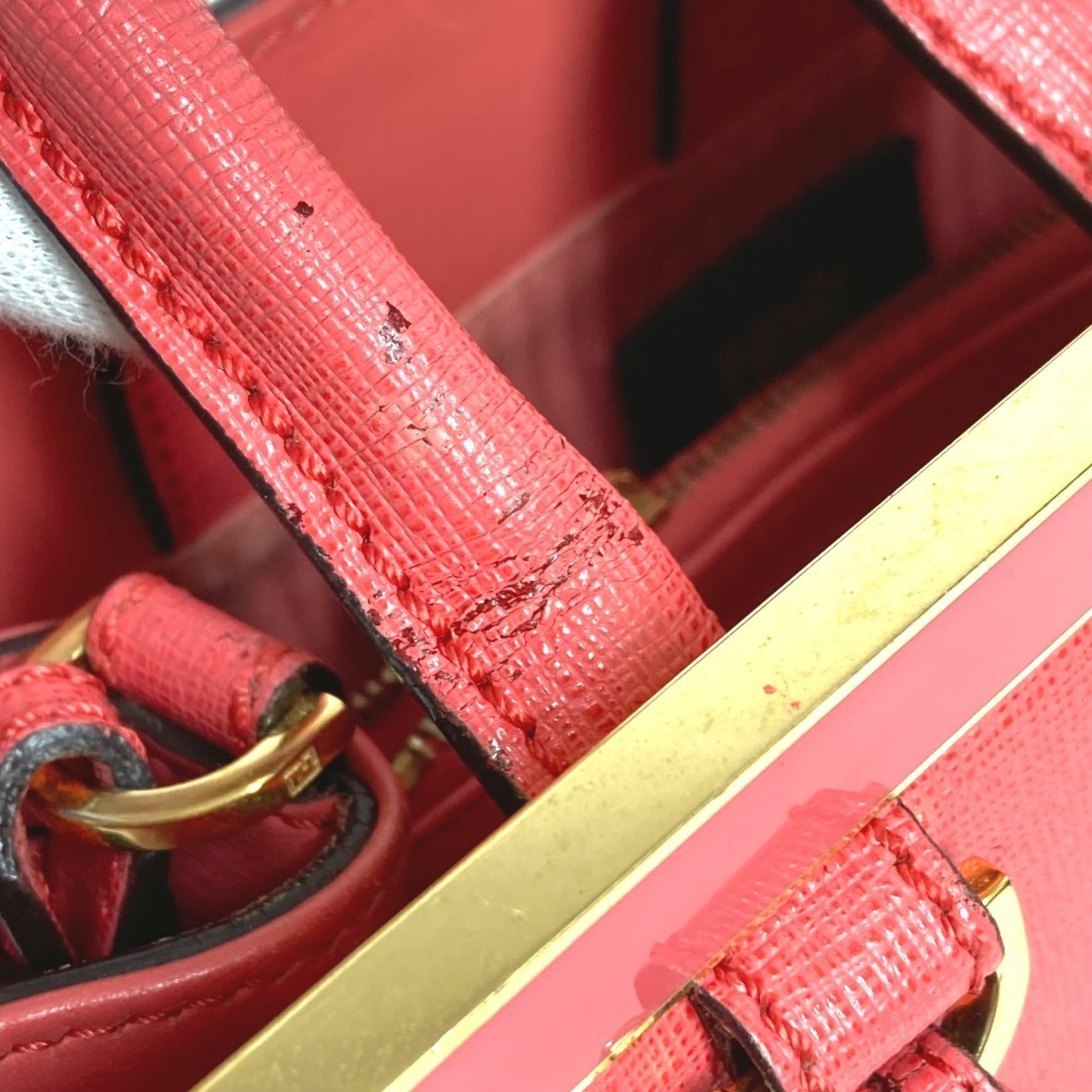 Fendi Pink Leather Handbag Shoulder Bag (Pre-Owned)