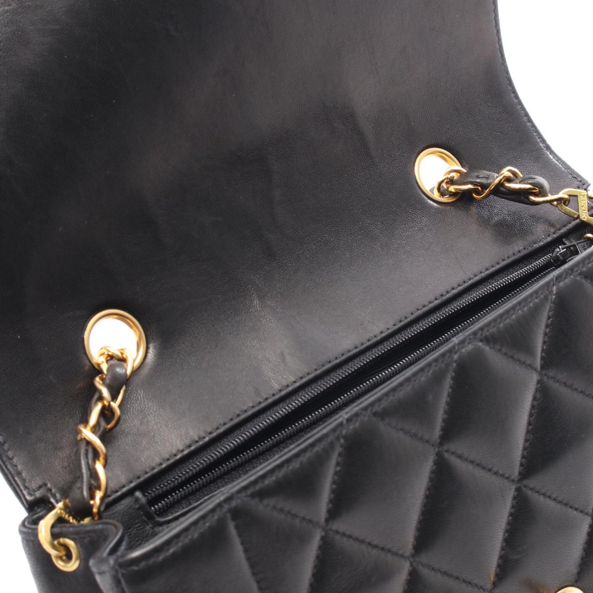 Chanel Black Leather Handbag Shoulder Bag (Pre-Owned)