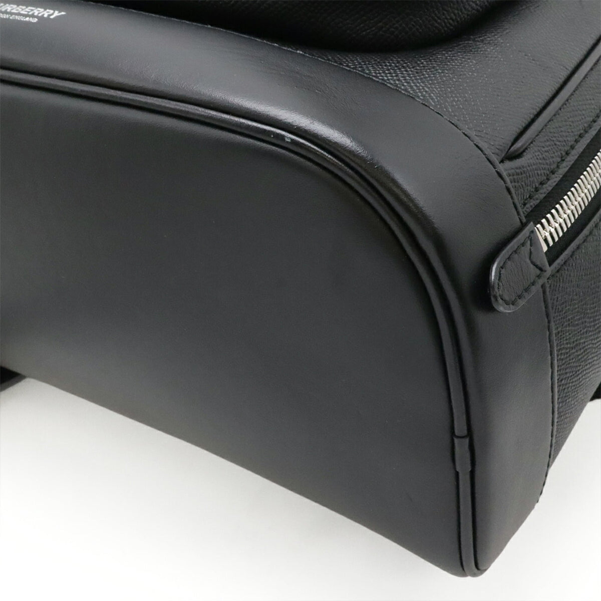 Burberry Black Leather Backpack (Pre-Owned)