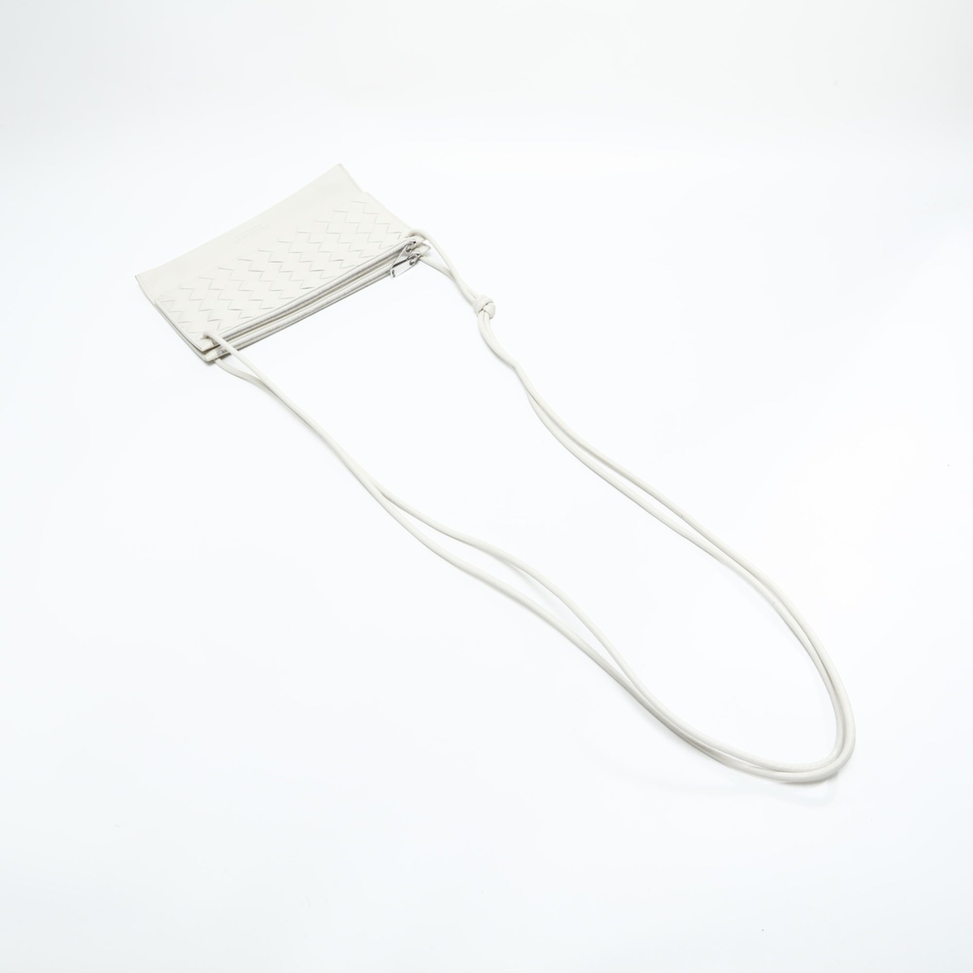 Bottega Veneta White Leather Shoulder Bag (Pre-Owned)
