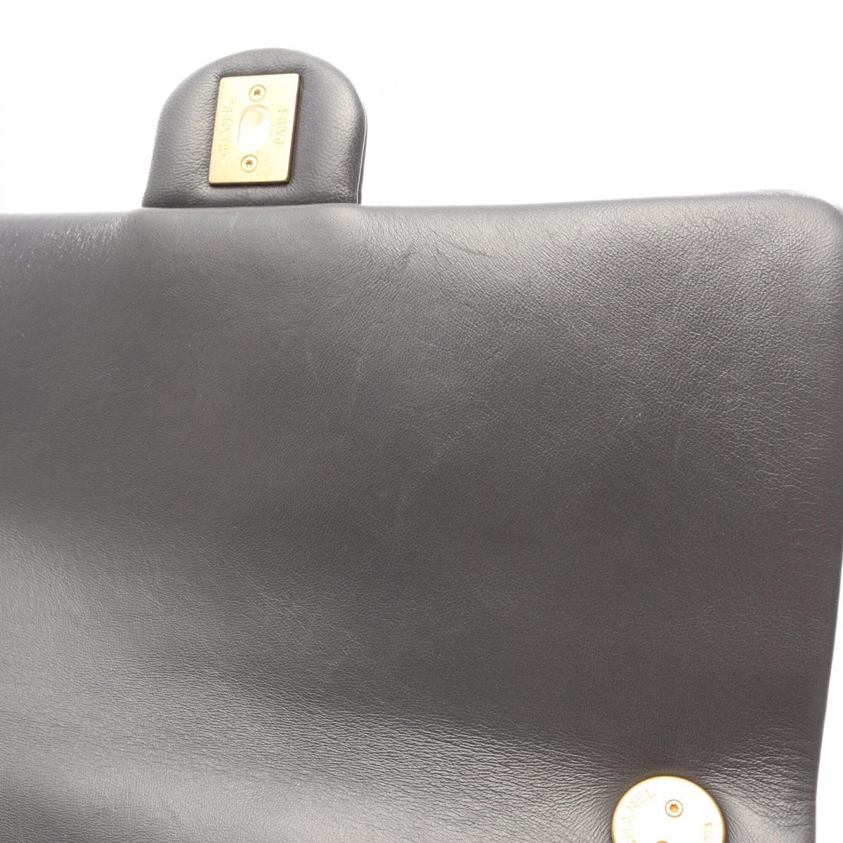 Chanel Gray Leather Handbag Shoulder Bag (Pre-Owned)