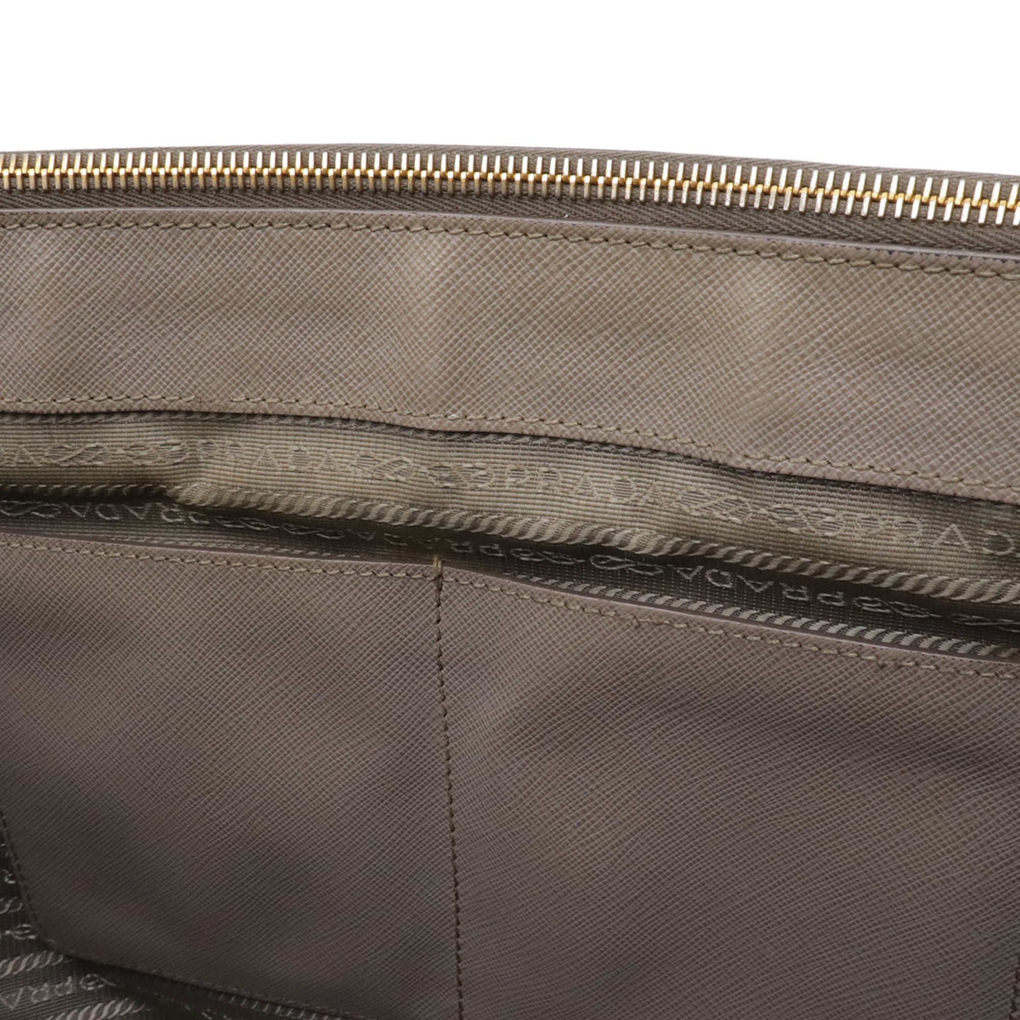 Prada Saffiano Leather Handbag Shoulder Bag (Pre-Owned)