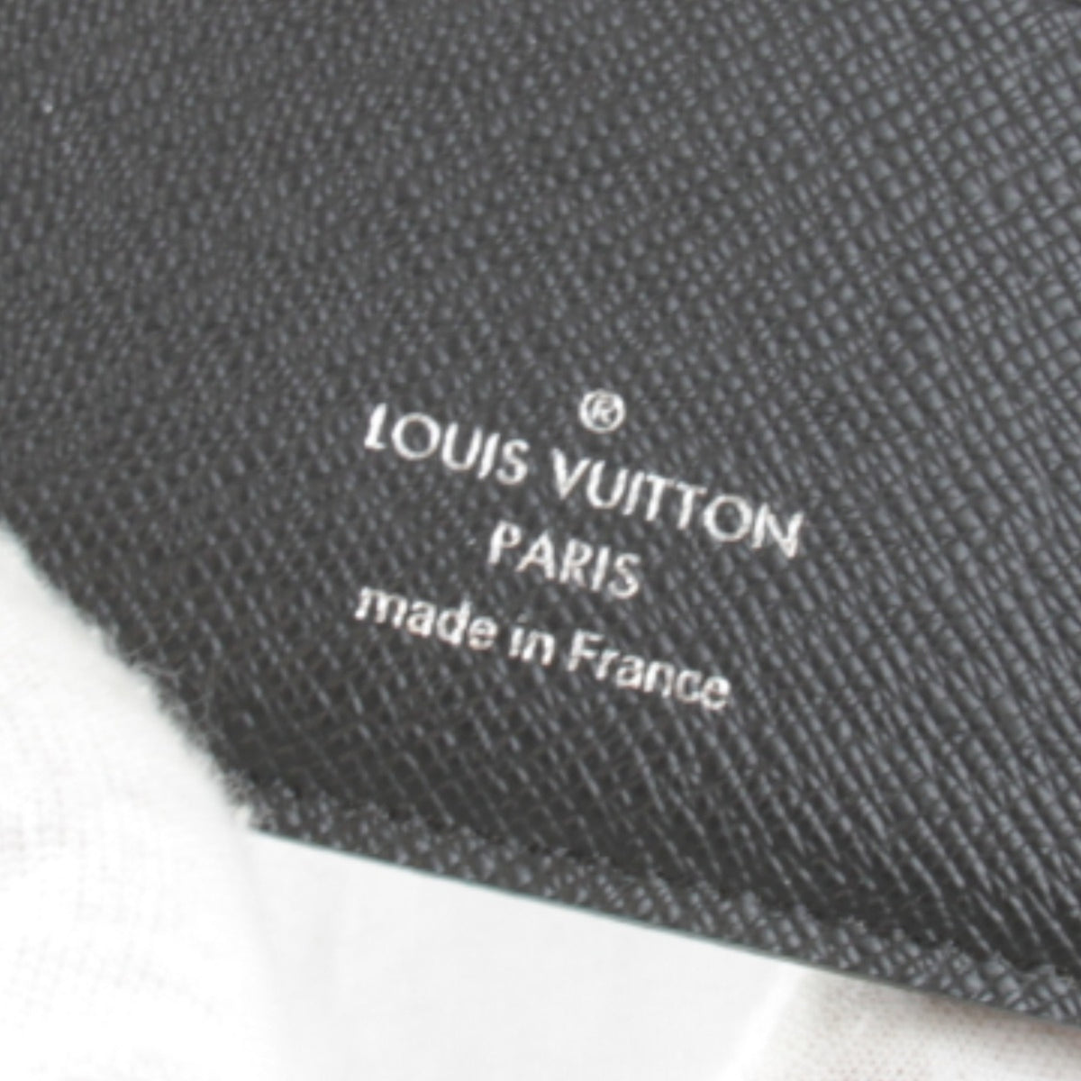 Louis Vuitton Taiga Black Taiga Leather Wallet (Bi-Fold) (Pre-Owned)