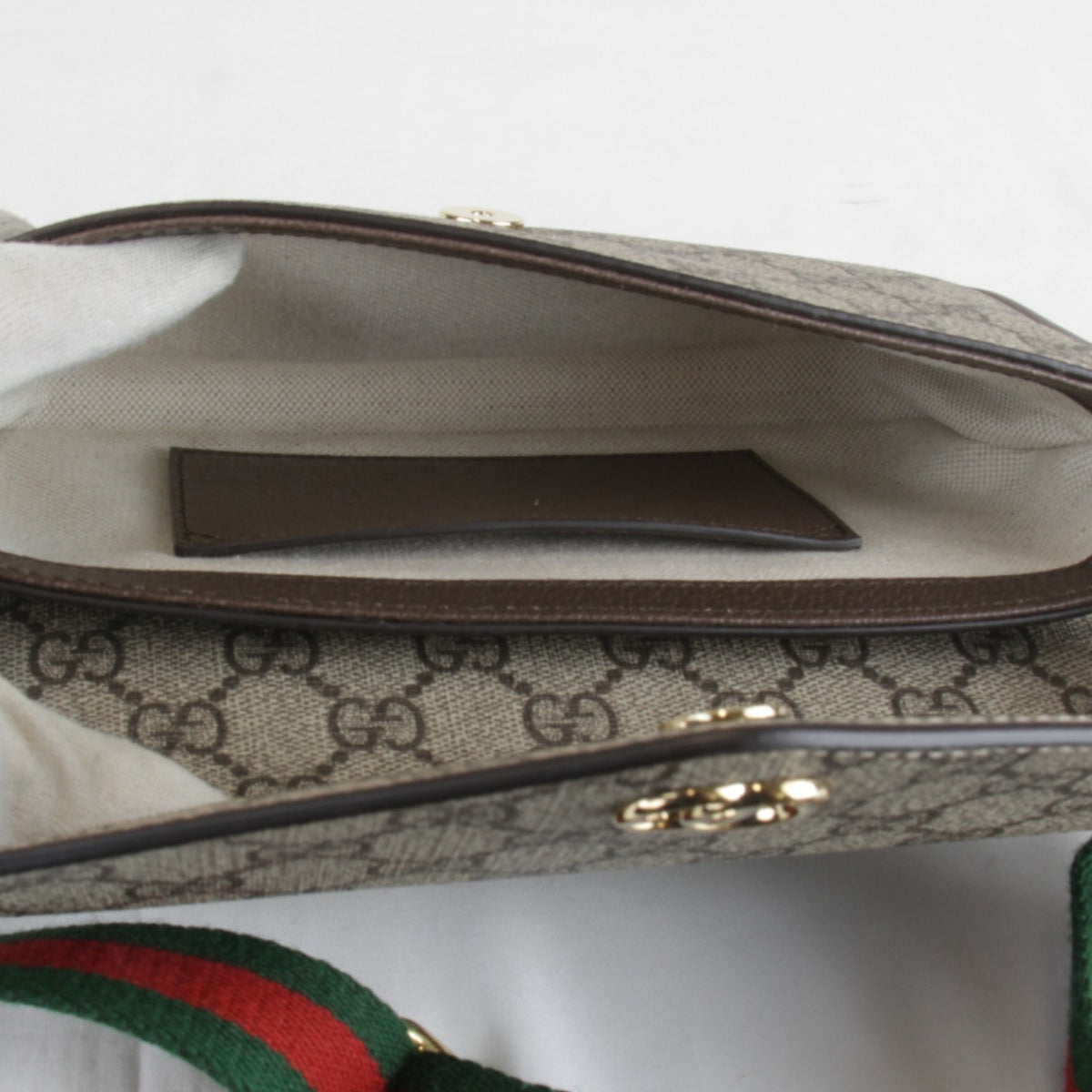 Gucci Brown Gg Supreme Shoulder Bag (Pre-Owned)