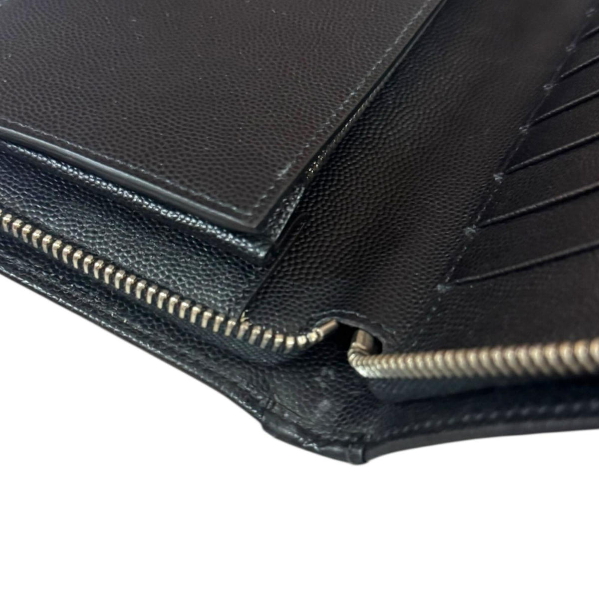 Saint Laurent Black Leather Long Wallet (Bi-Fold) (Pre-Owned)