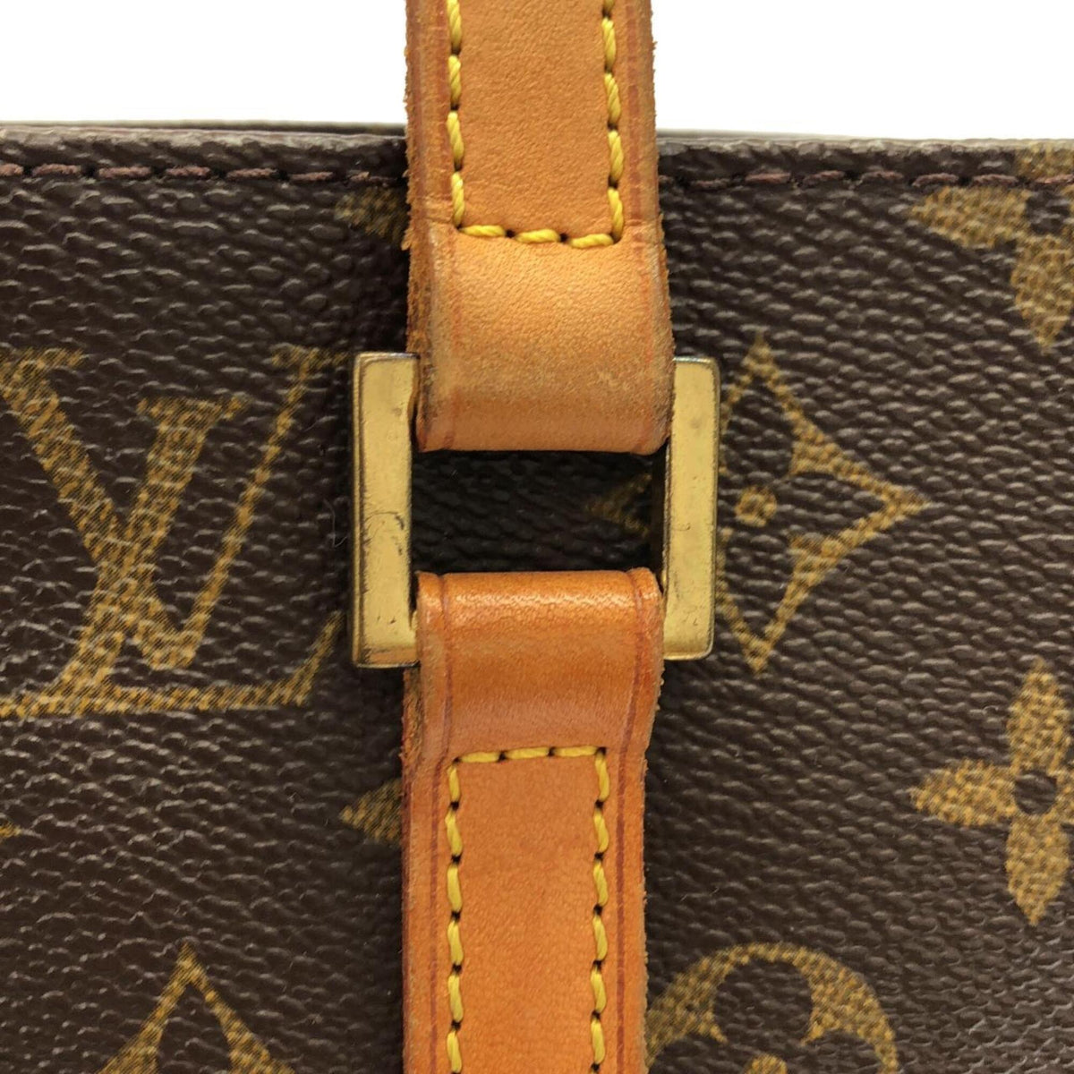 Louis Vuitton Marron Coated Canvas Handbag (Pre-Owned)