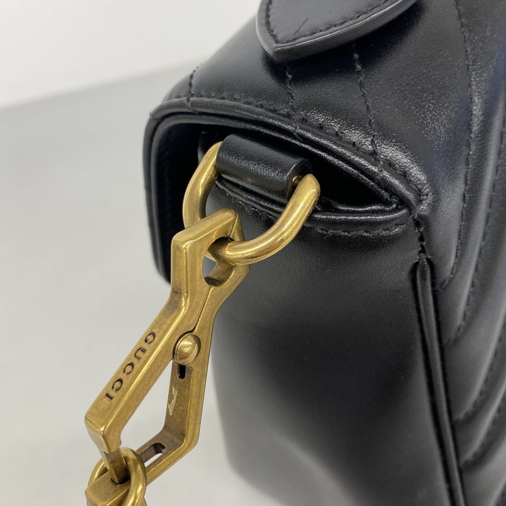 Gucci Black Leather Handbag (Pre-Owned)