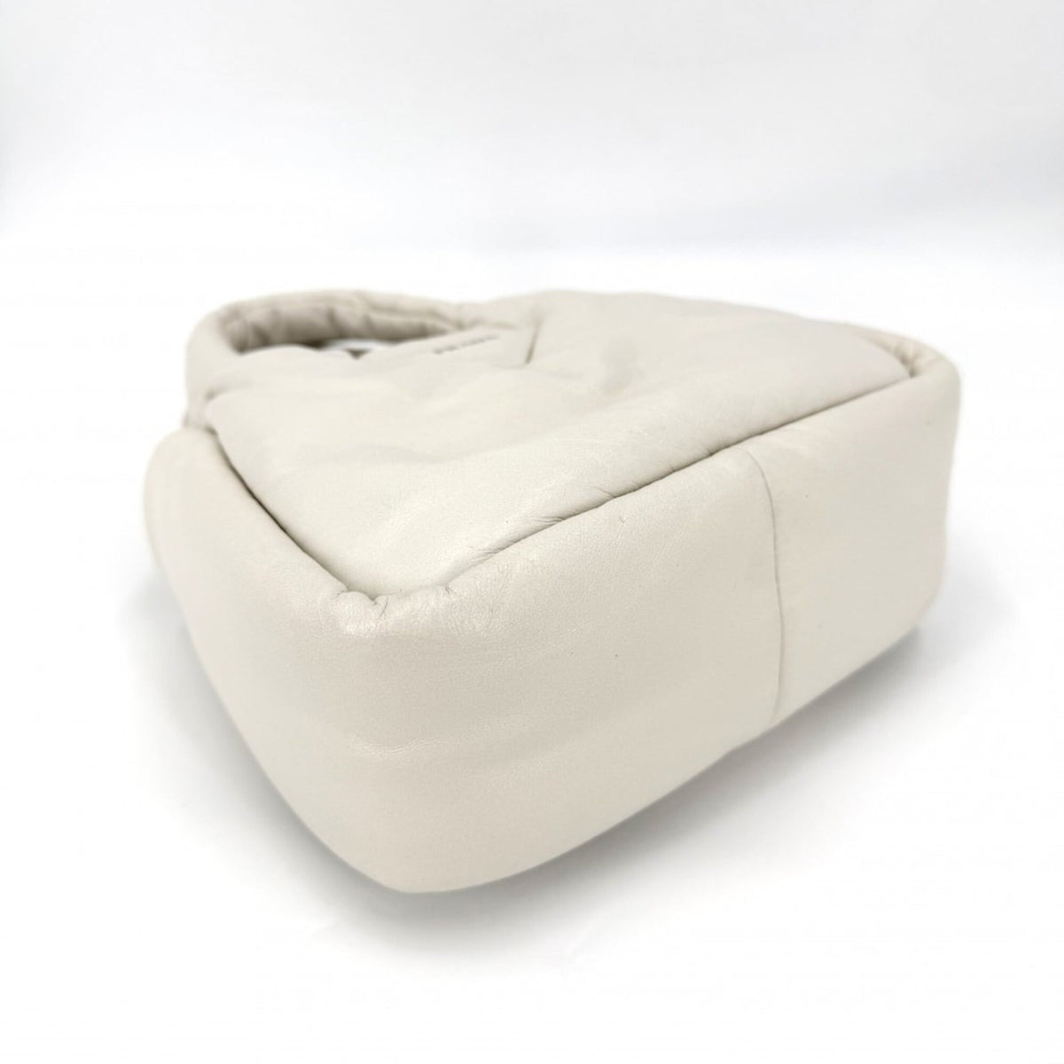 Prada White Leather Handbag (Pre-Owned)
