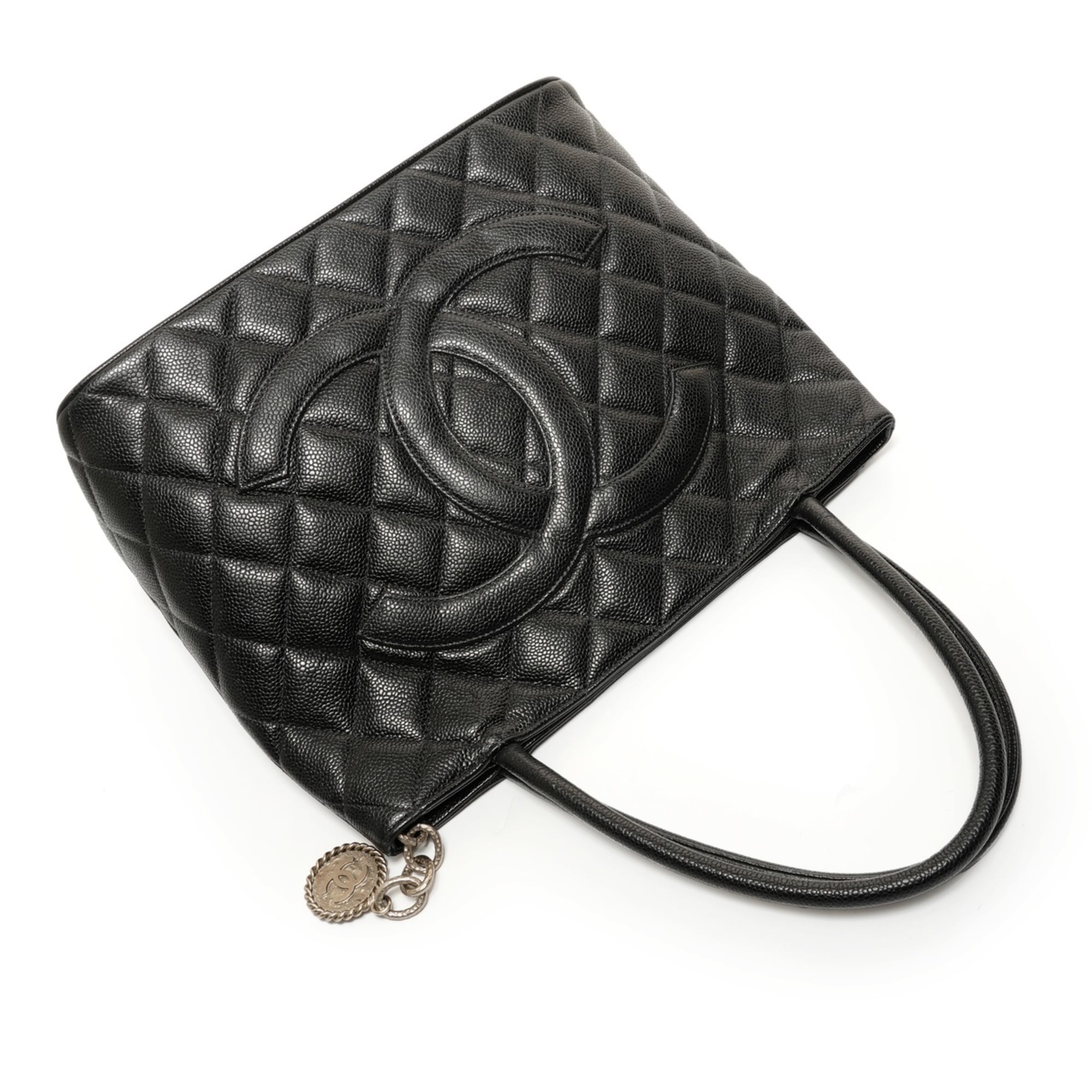 Chanel Black Grained Calfskin Tote Bag (Pre-Owned)