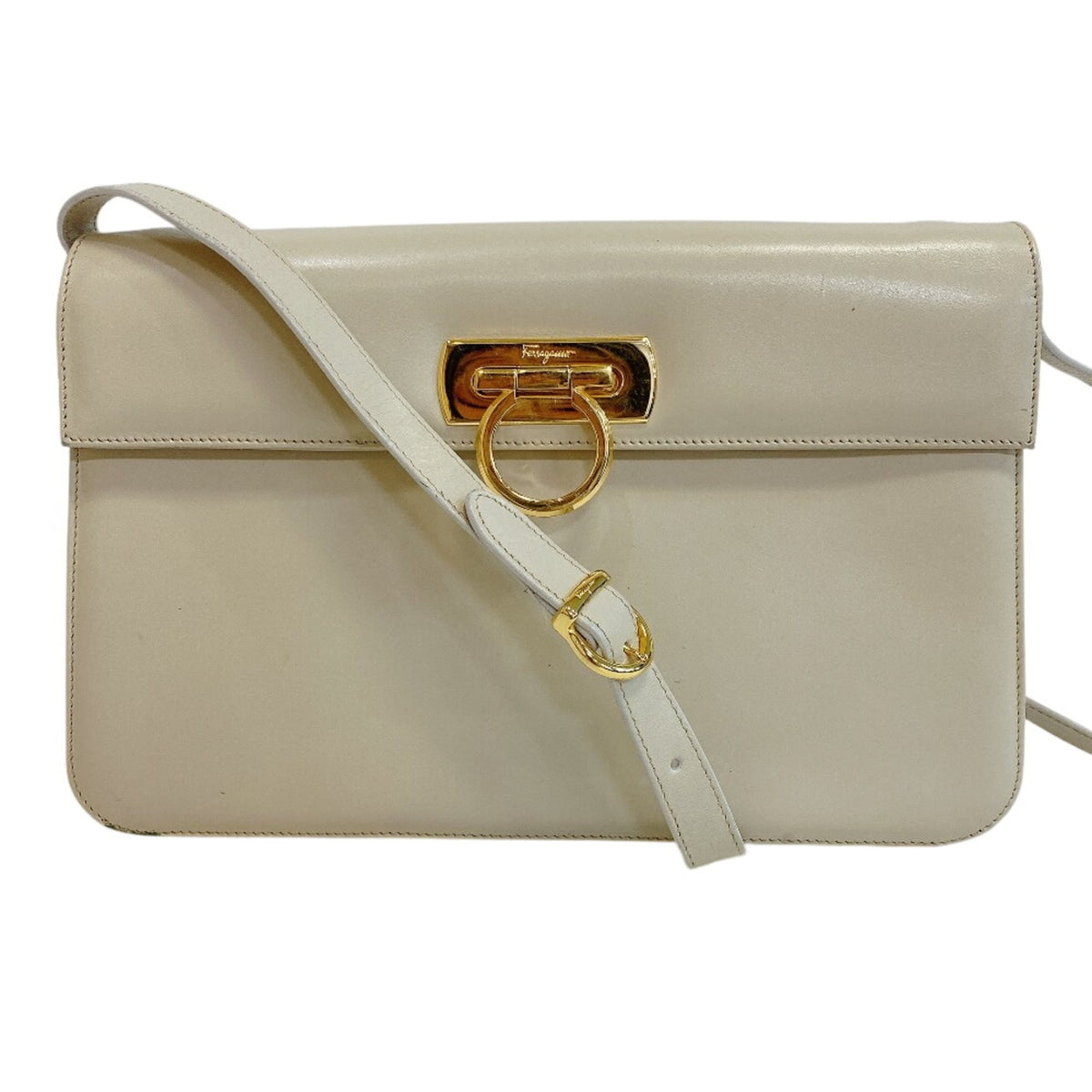 Salvatore Ferragamo Ivory White Leather Shoulder Bag (Pre-Owned)
