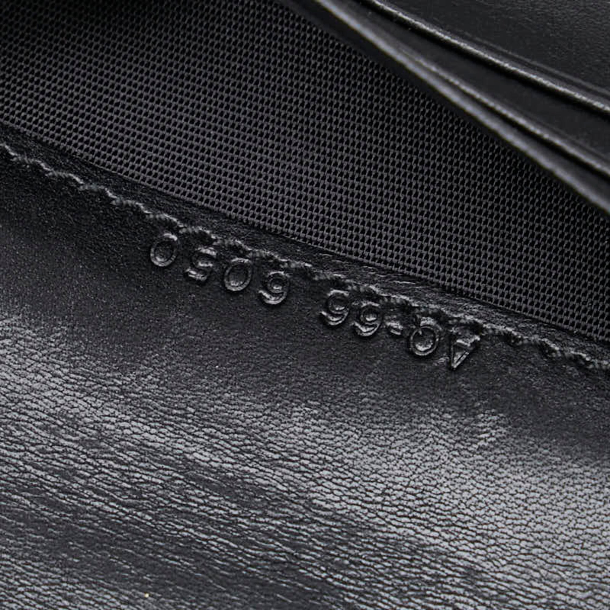 Salvatore Ferragamo Black Leather Long Wallet (Bi-Fold) (Pre-Owned)