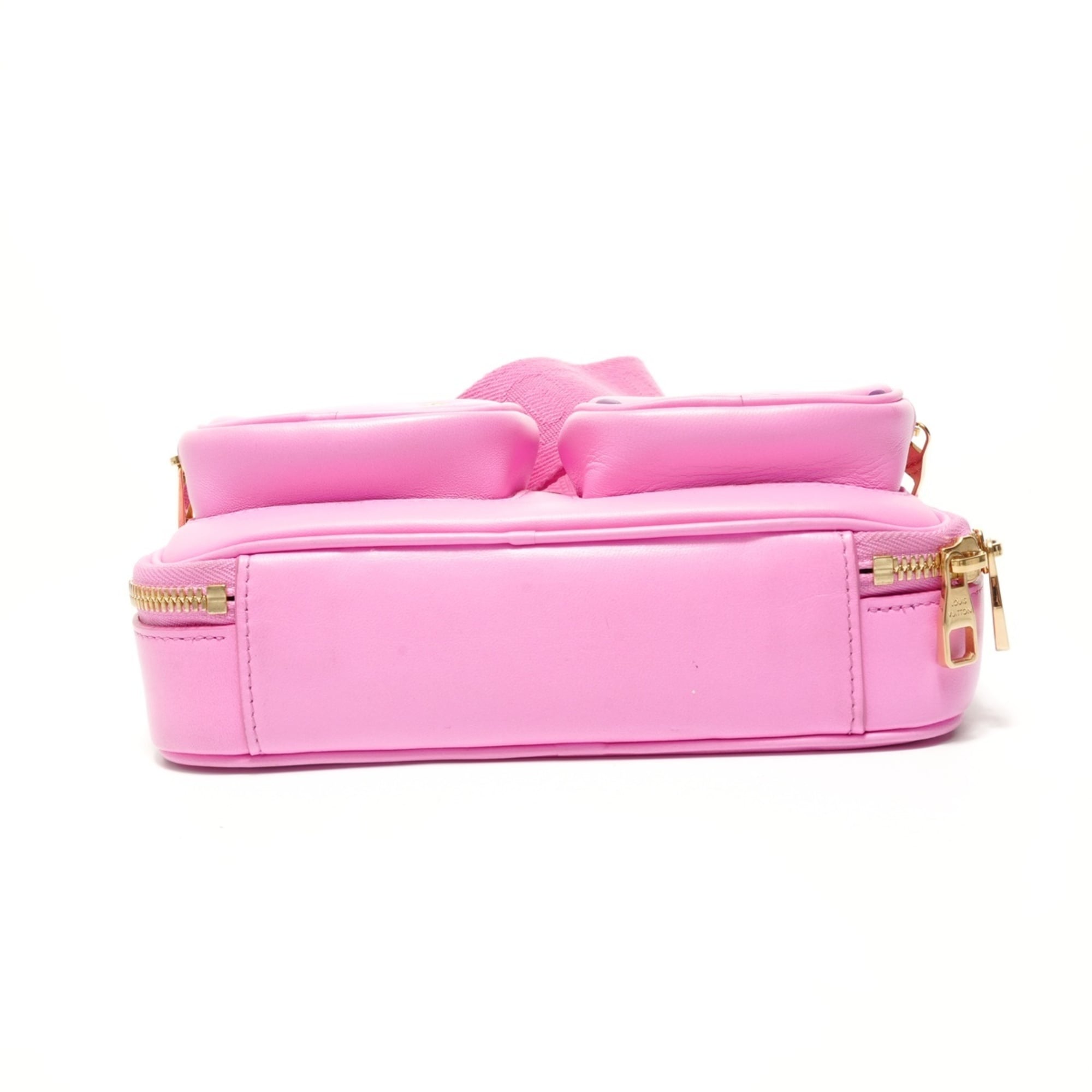Louis Vuitton Pink Shoulder Bag (Pre-Owned)