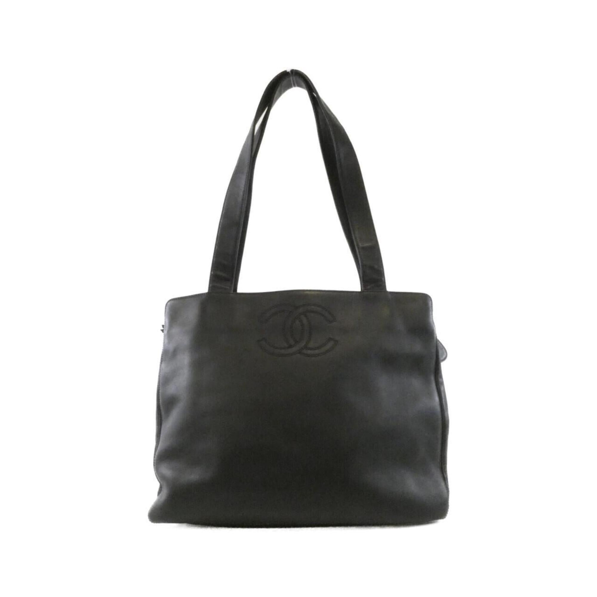 Chanel Black Leather Handbag (Pre-Owned)