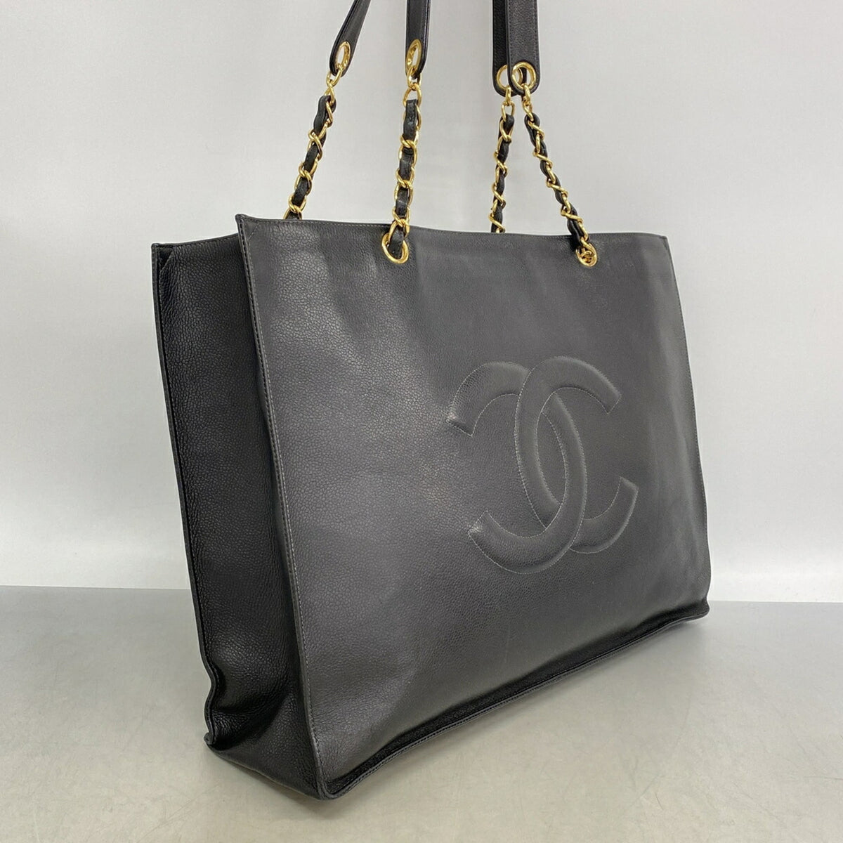 Chanel Black Grained Calfskin Tote Bag (Pre-Owned)