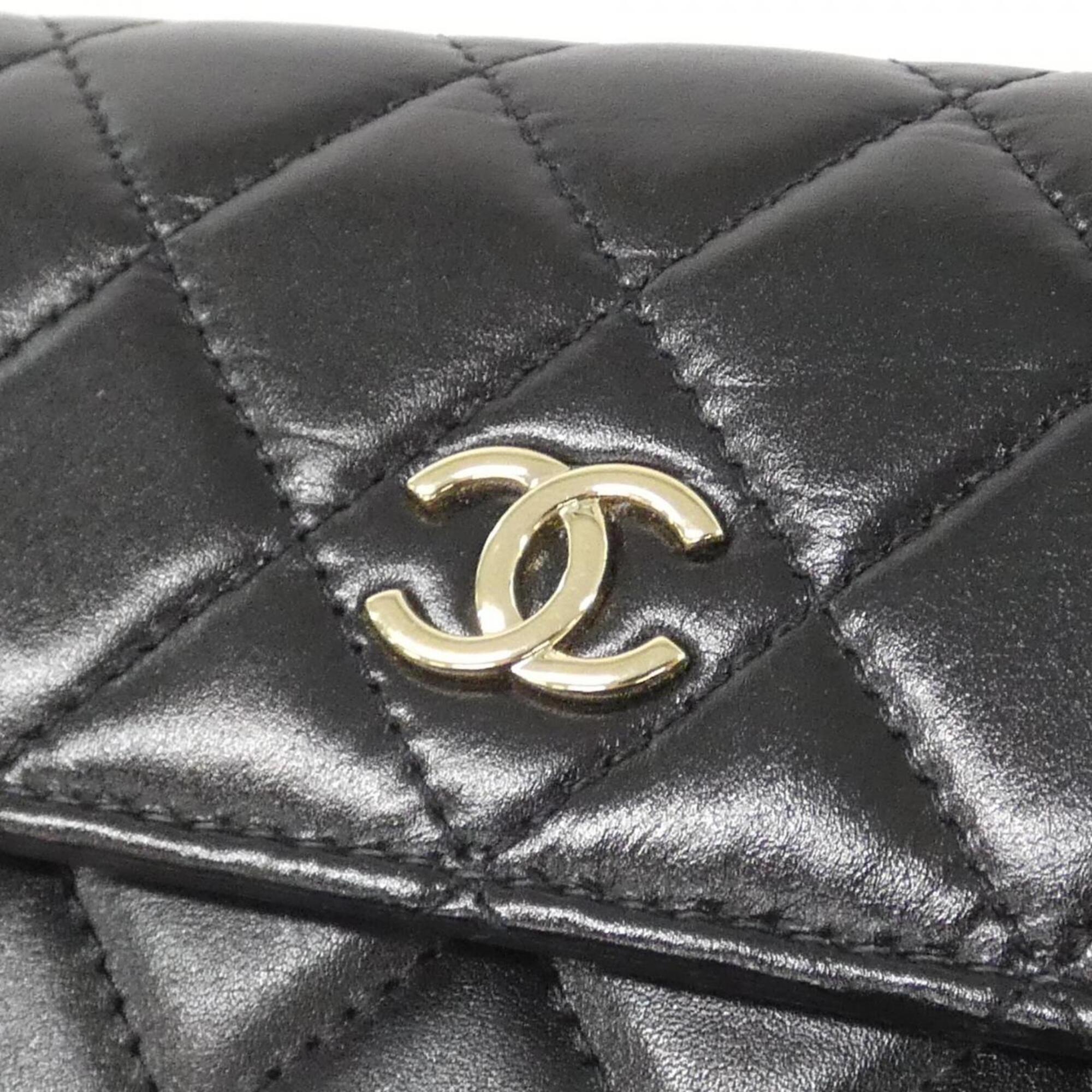 Chanel Black Artificial Pearl Leather Chain/Shoulder Wallet (Pre-Owned)