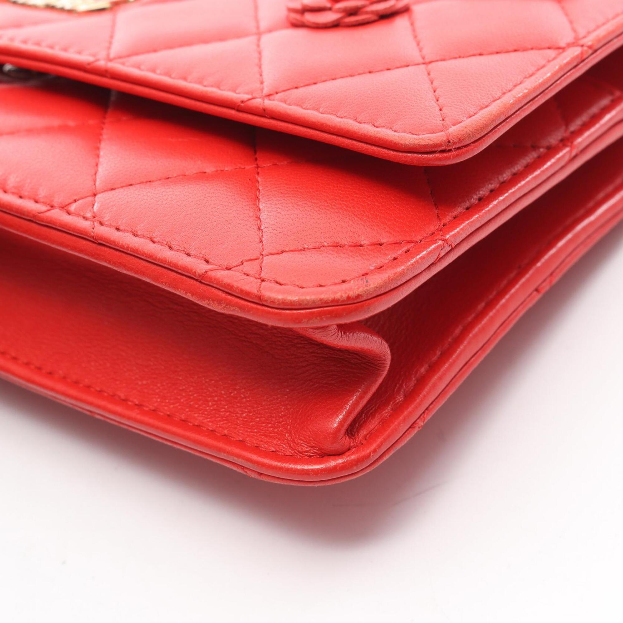 Chanel Red Color Leather Handbag Shoulder Bag (Pre-Owned)