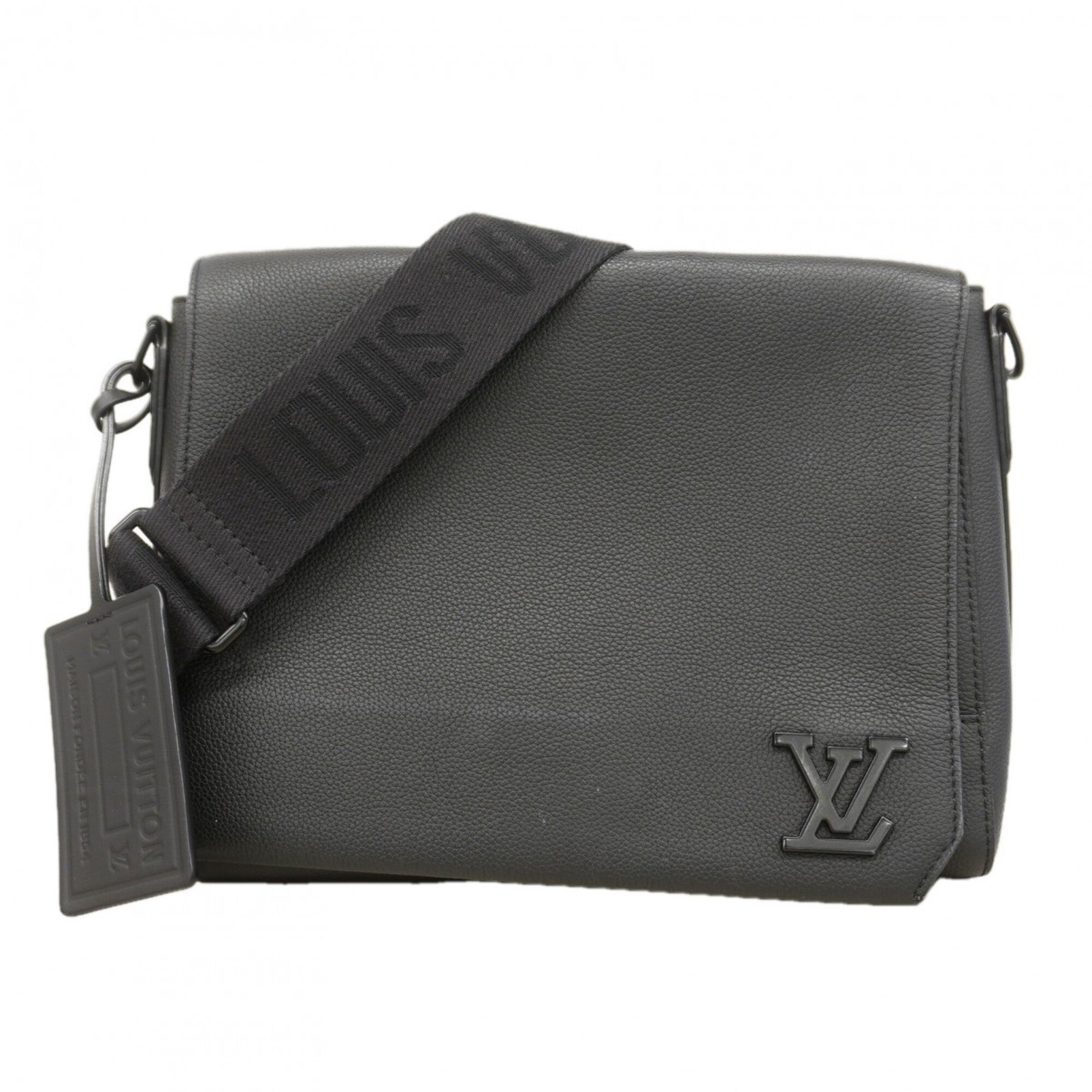 Louis Vuitton Black Shoulder Bag (Pre-Owned)