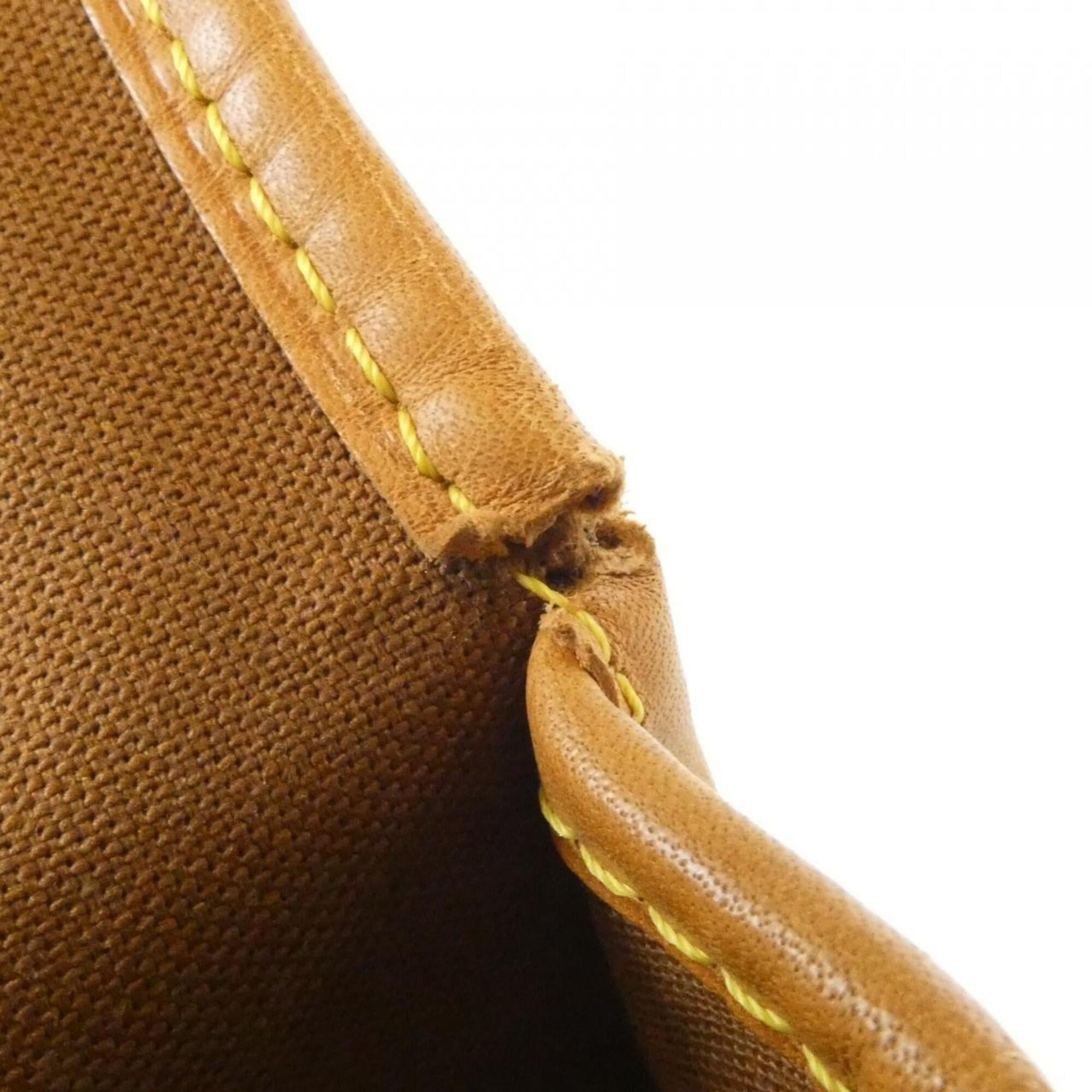 Louis Vuitton Brown Coated Canvas Shoulder Bag (Pre-Owned)