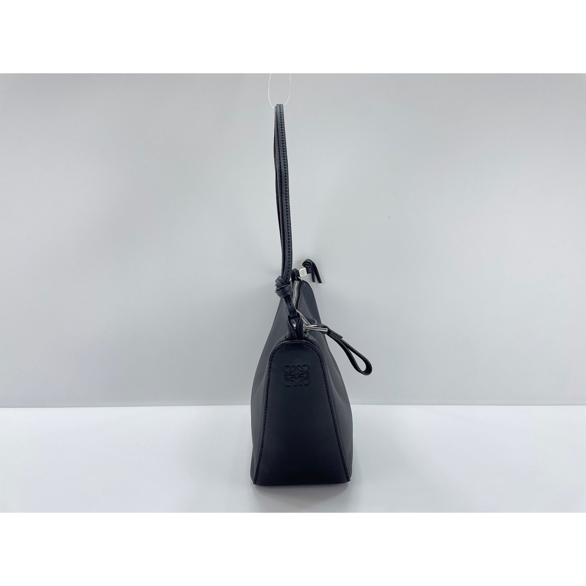 Loewe Black Shoulder Bag (Pre-Owned)