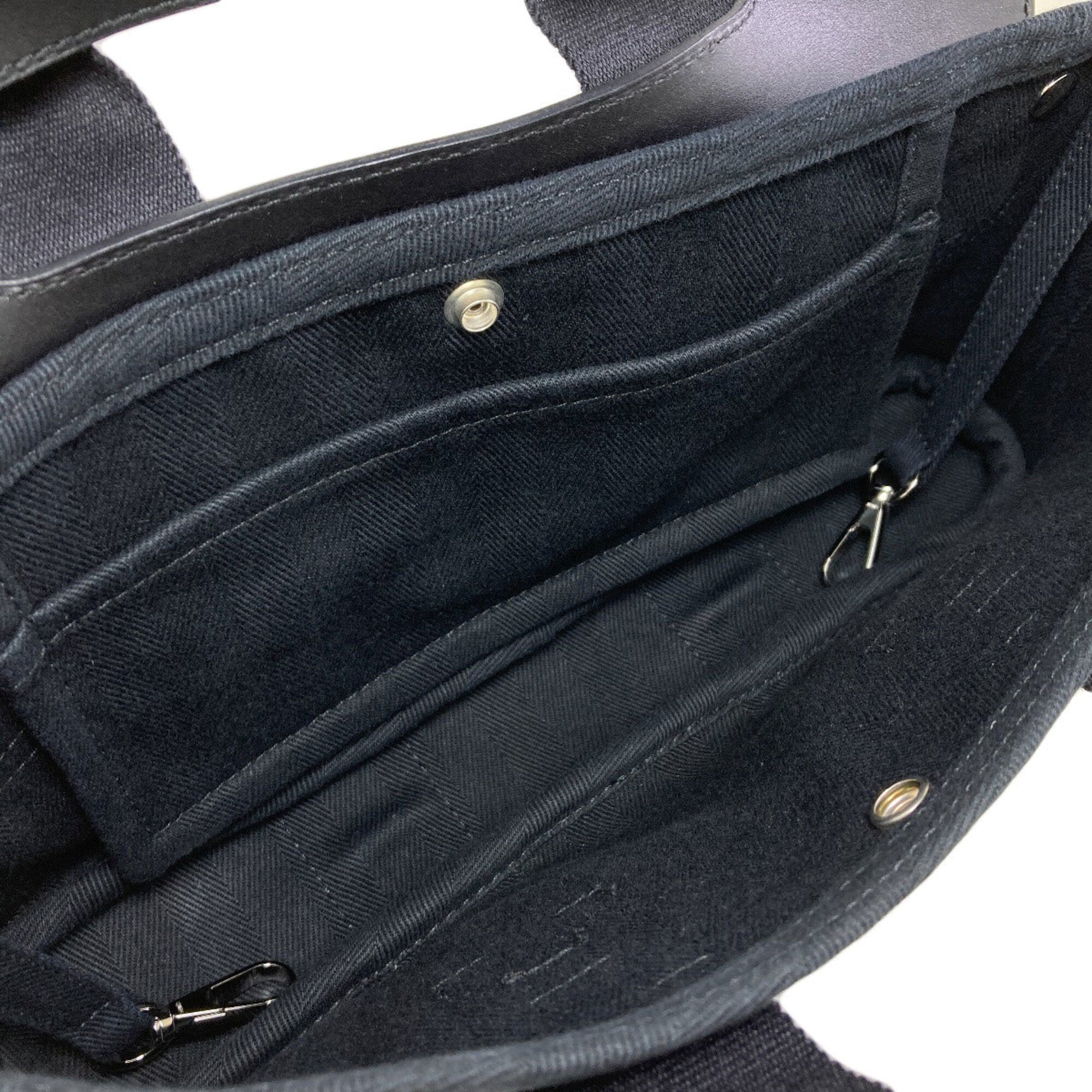 Hermes Black Toile Chevron Handbag (Pre-Owned)