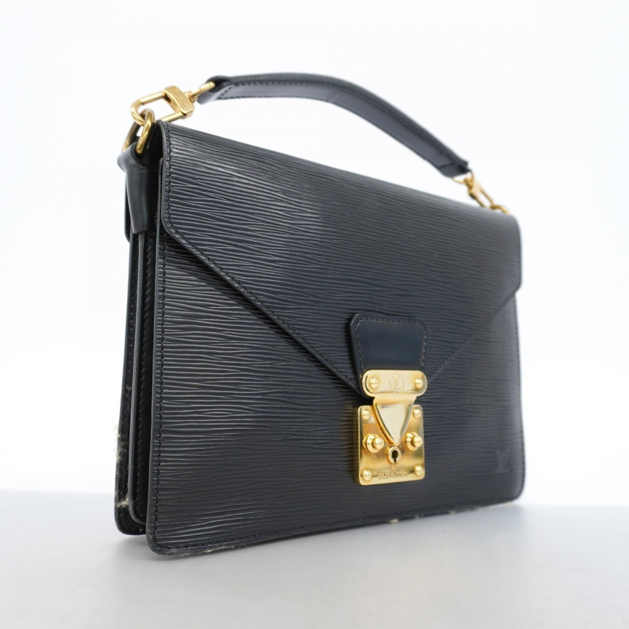 Louis Vuitton Noir Handbag (Pre-Owned)