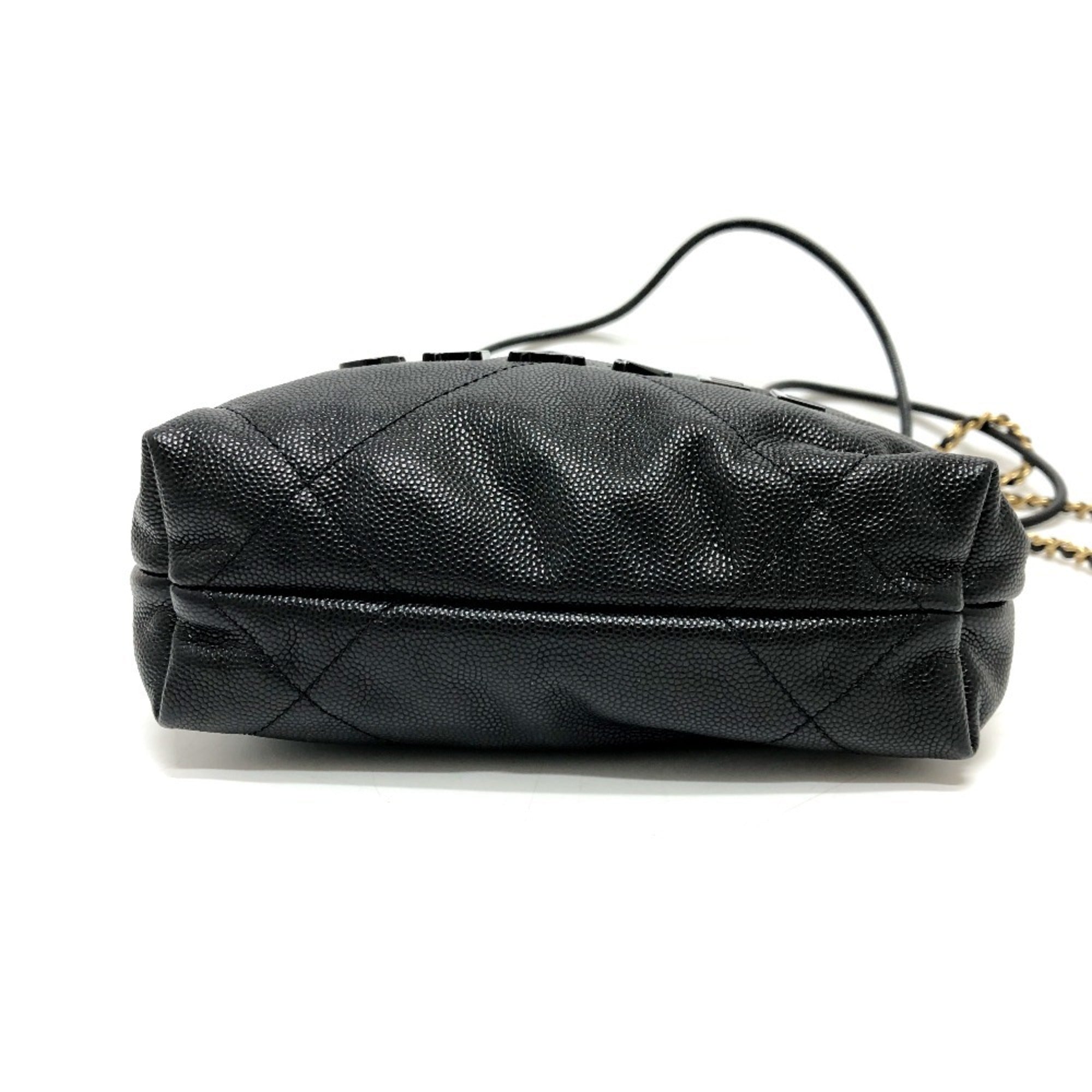 Chanel Black Grained Calfskin Shoulder Bag (Pre-Owned)