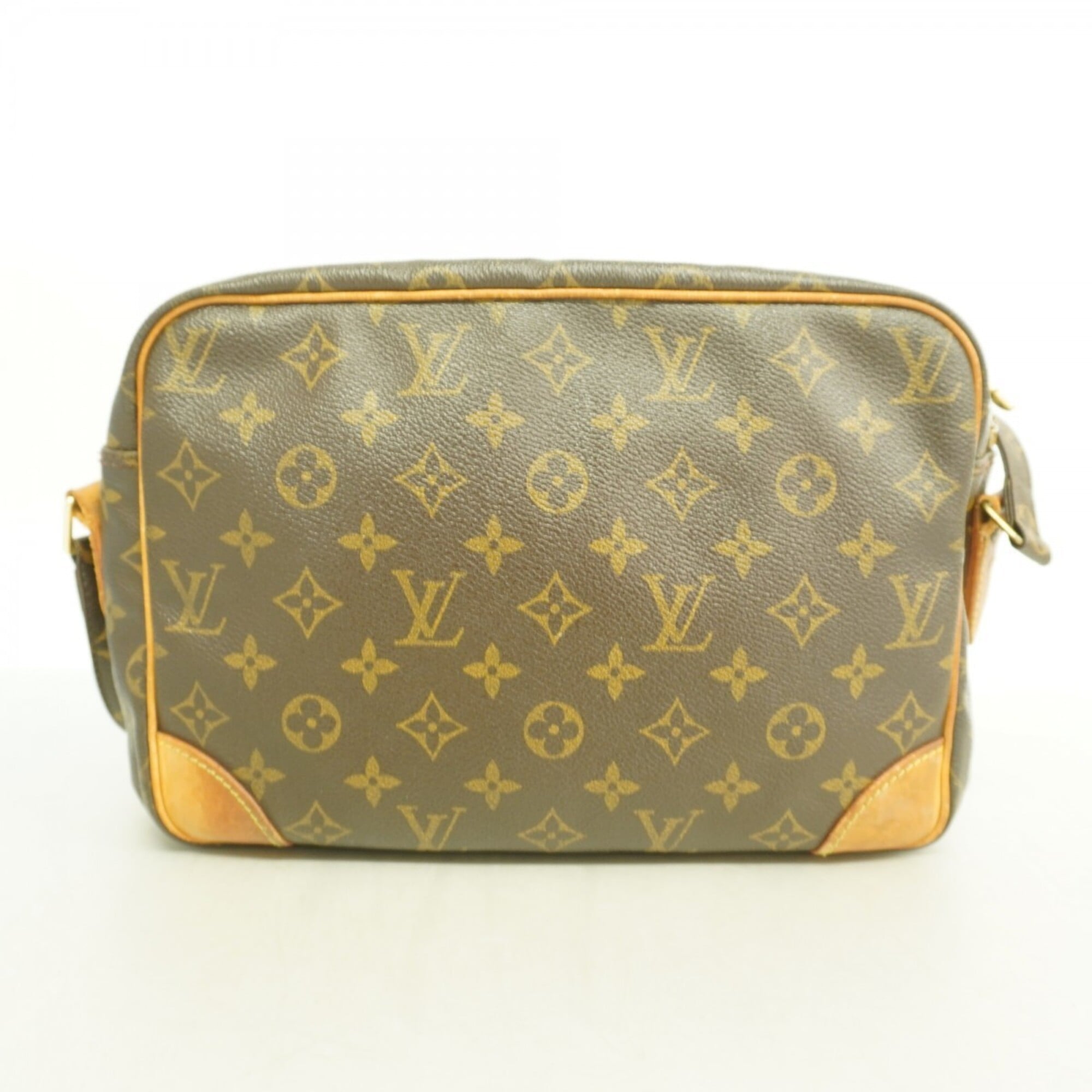 Louis Vuitton Brown Shoulder Bag (Pre-Owned)